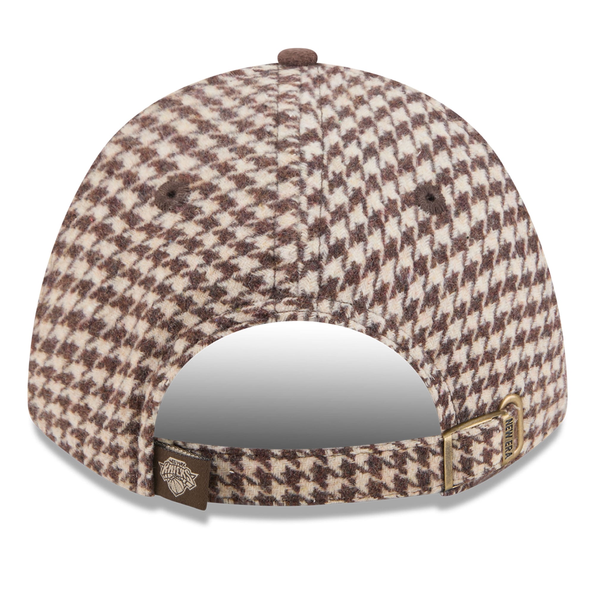 Casquette New Era pour femme, marron clair, New York Knicks, en fausse laine, modèle 9FORTY, à monture A et couronne M ajustable.
