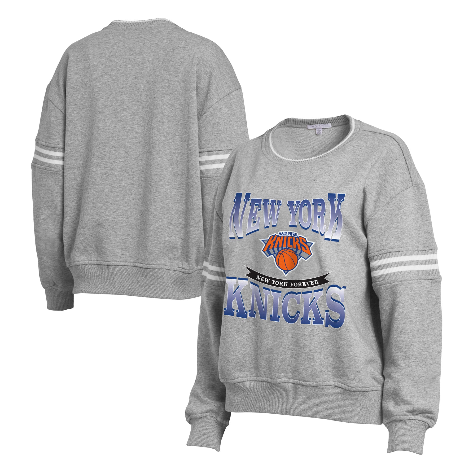 Sweat-shirt ras du cou gris à écusson des New York Knicks de la marque WEAR by Erin Andrews pour femmes