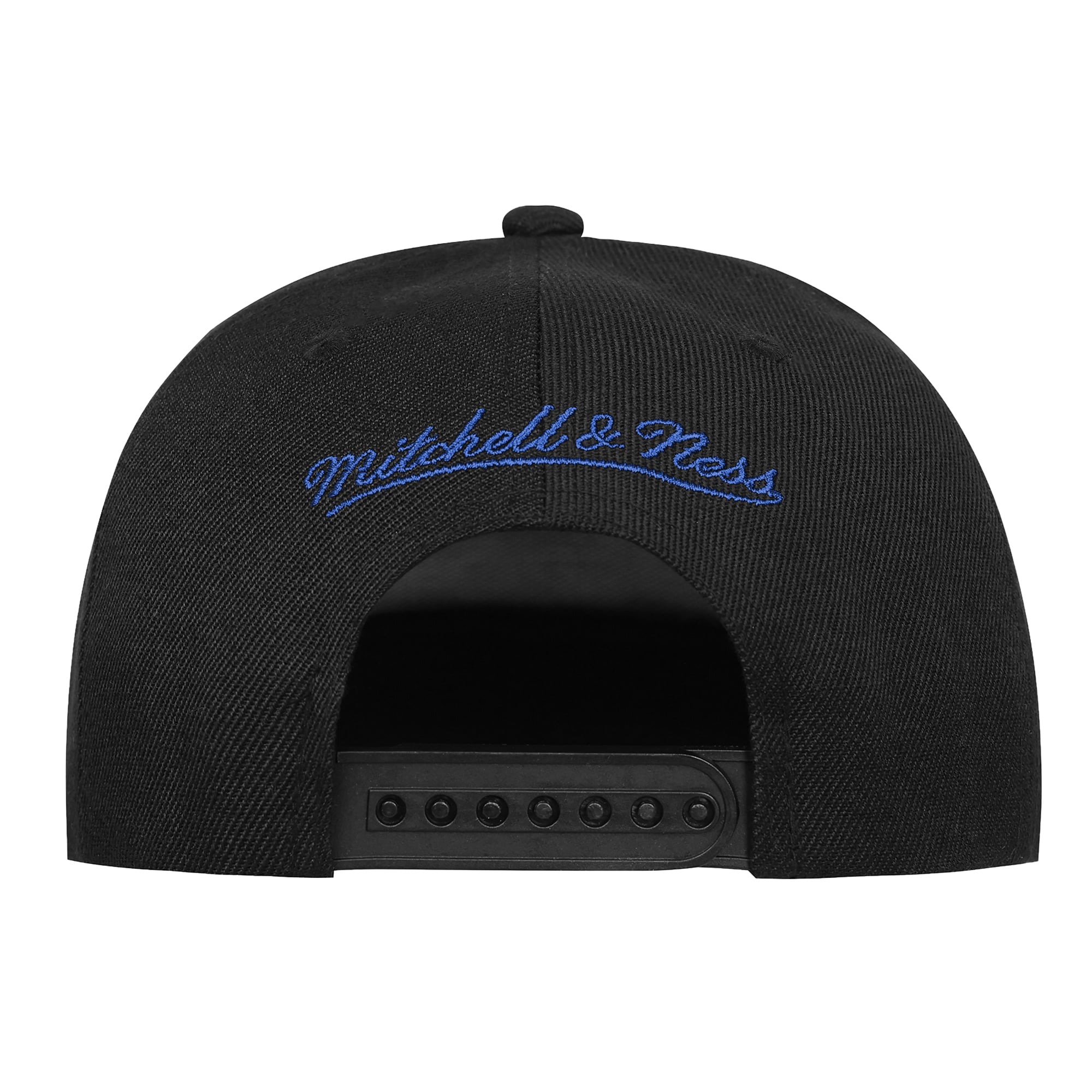 Youth Mitchell & Ness  Black New York Knicks 404 Club Camo Pro Pinch Snapback Hat