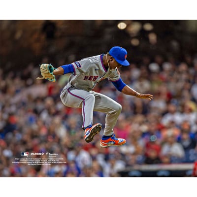 Jefry Yan New York Mets Unsigned Fanatics Authentic MLB Debut Jumping Photograph