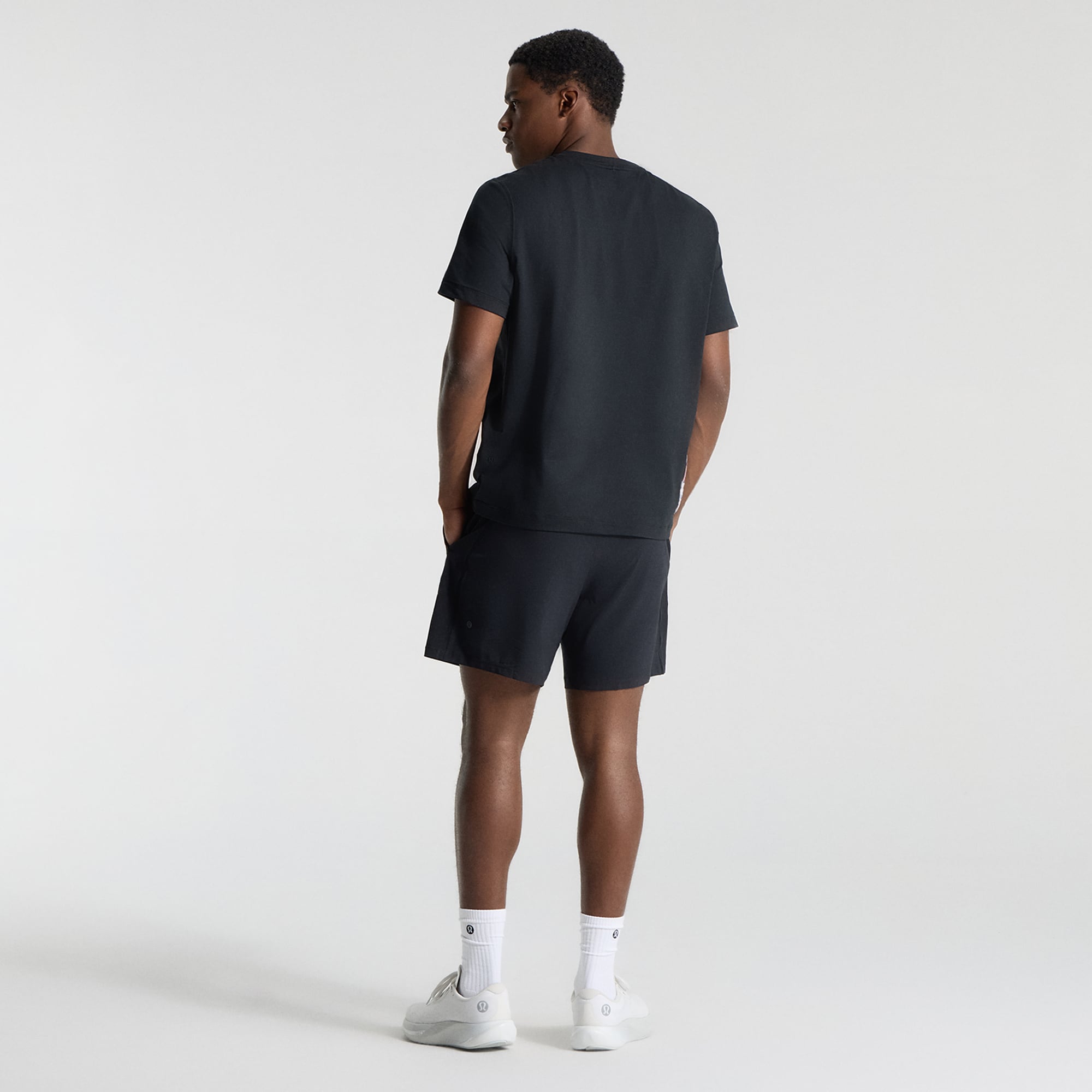 Men's lululemon Black New York Mets Pace Breaker Linerless Shorts 7"