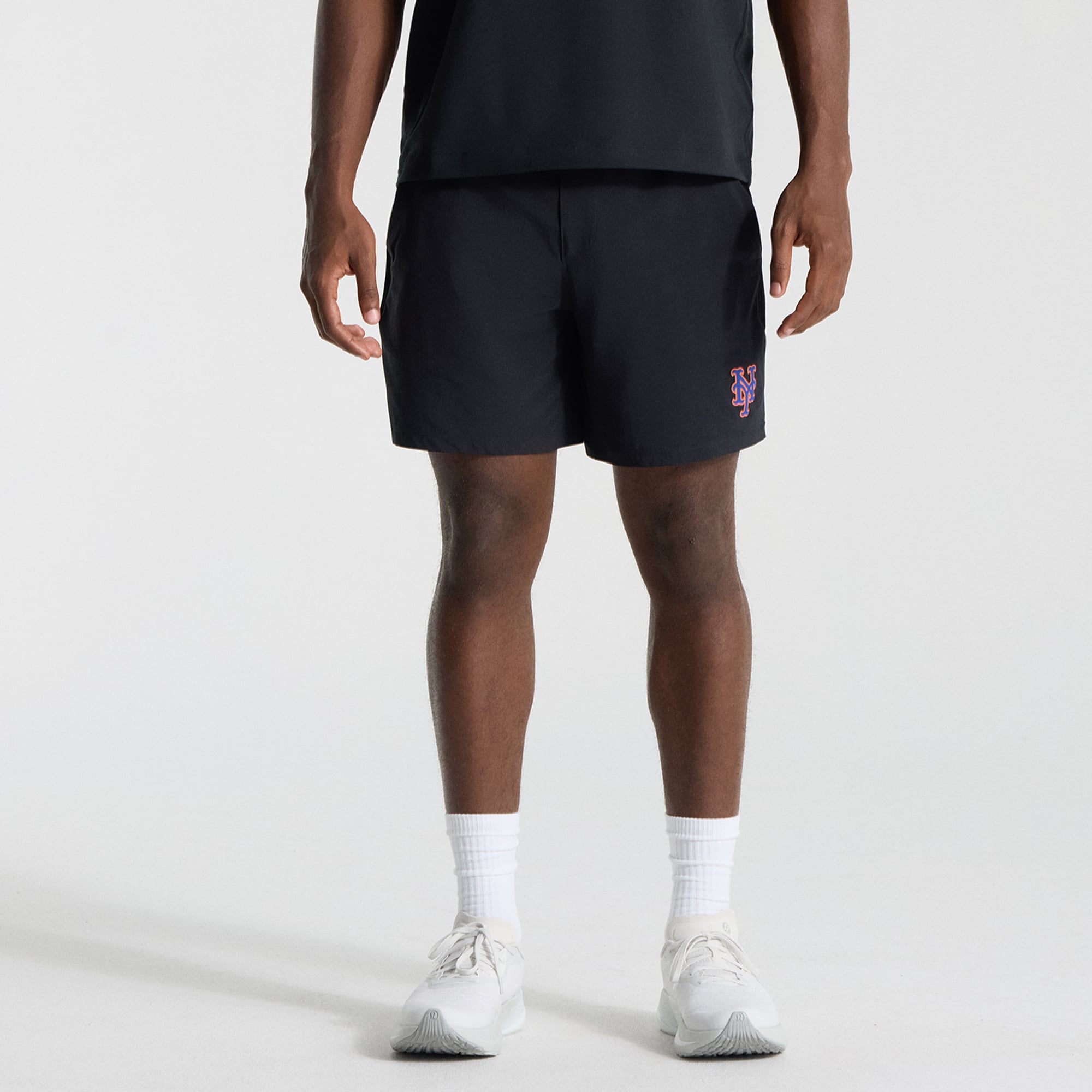 Men's lululemon Black New York Mets Pace Breaker Linerless Shorts 7"