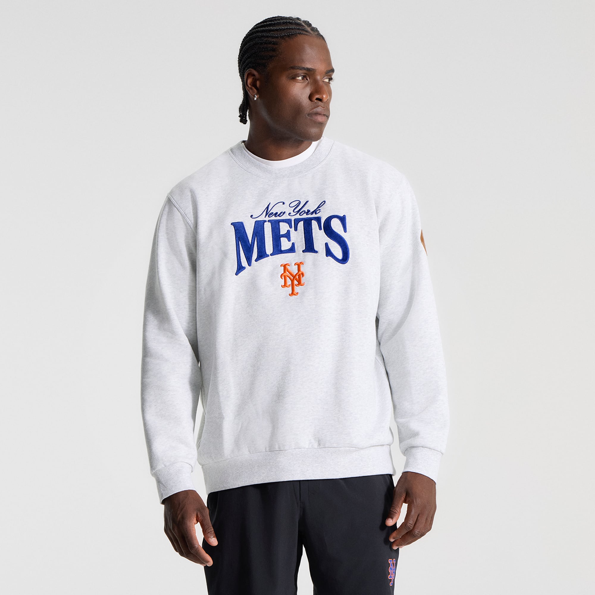 Sweat-shirt Steady State gris chiné ultra clair pour homme de lululemon, modèle Heathered Core, des Mets New York.