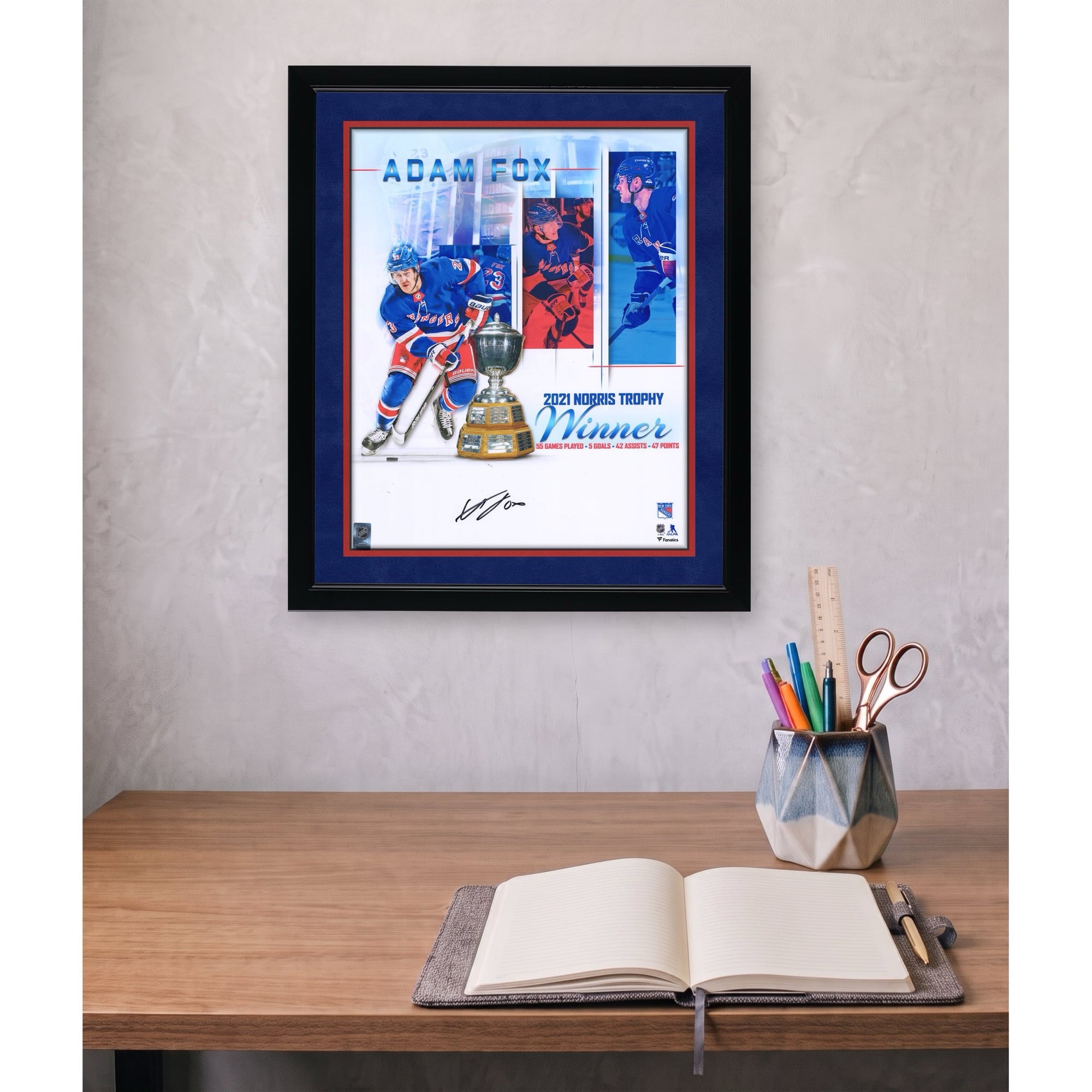 Photo stylisée 16'' x 20'' d'Adam Fox, joueur des New York Rangers, édition 2021, signée par Norris