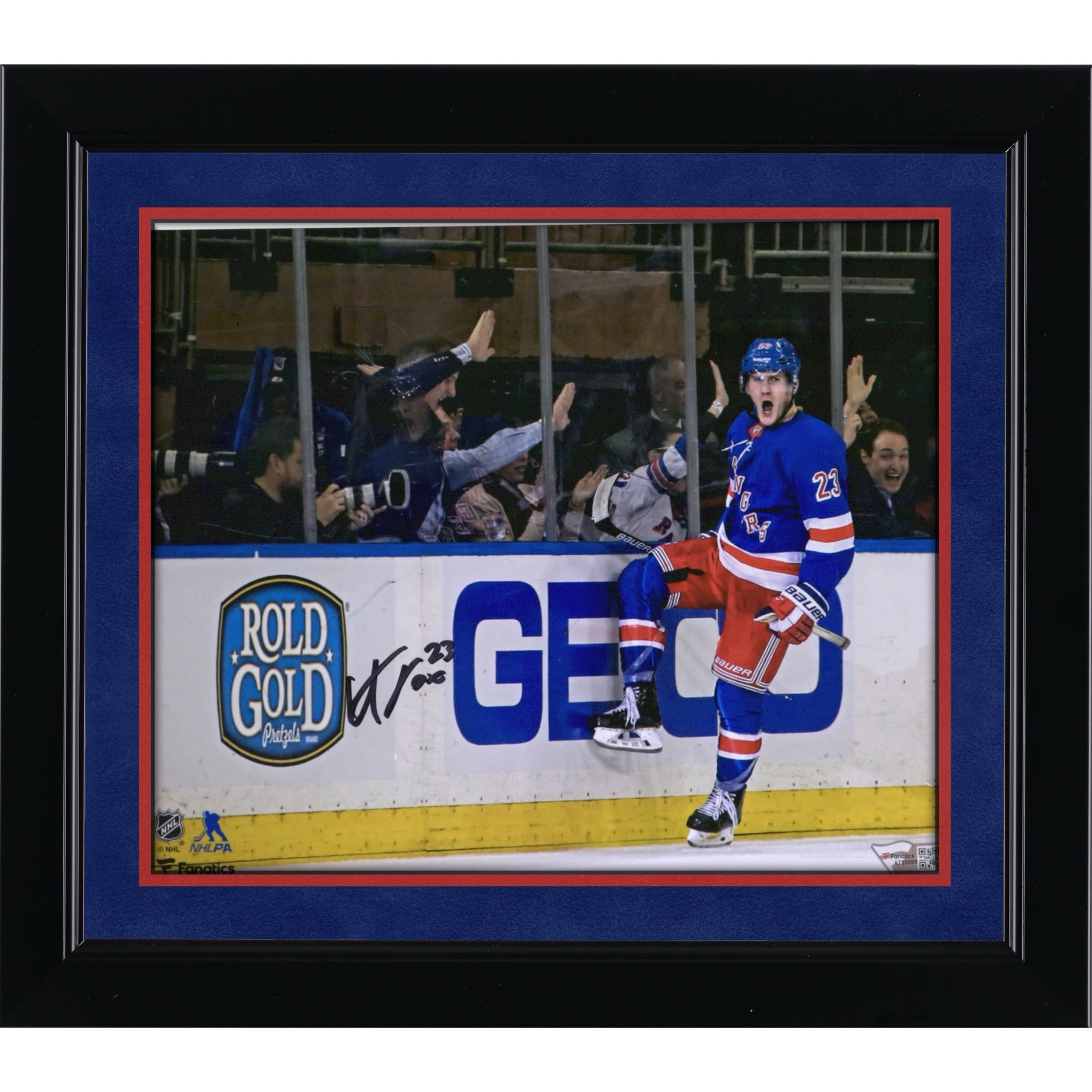 Adam Fox New York Rangers Photographie dédicacée de célébration de but en maillot bleu 8" x 10"