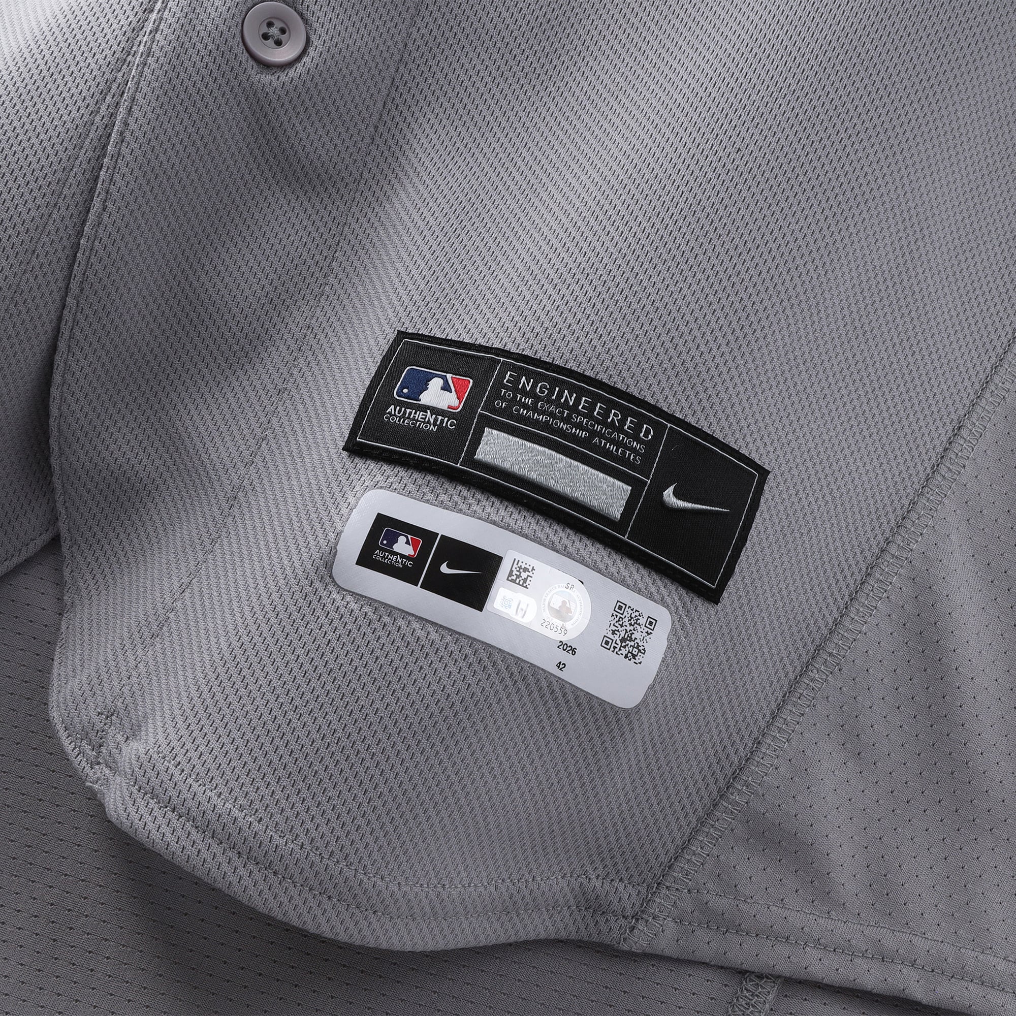 Maillot gris Nike porté par Anthony Volpe (New York Yankees) lors du match n° 11 contre les Washington Nationals le 12 juillet 2026