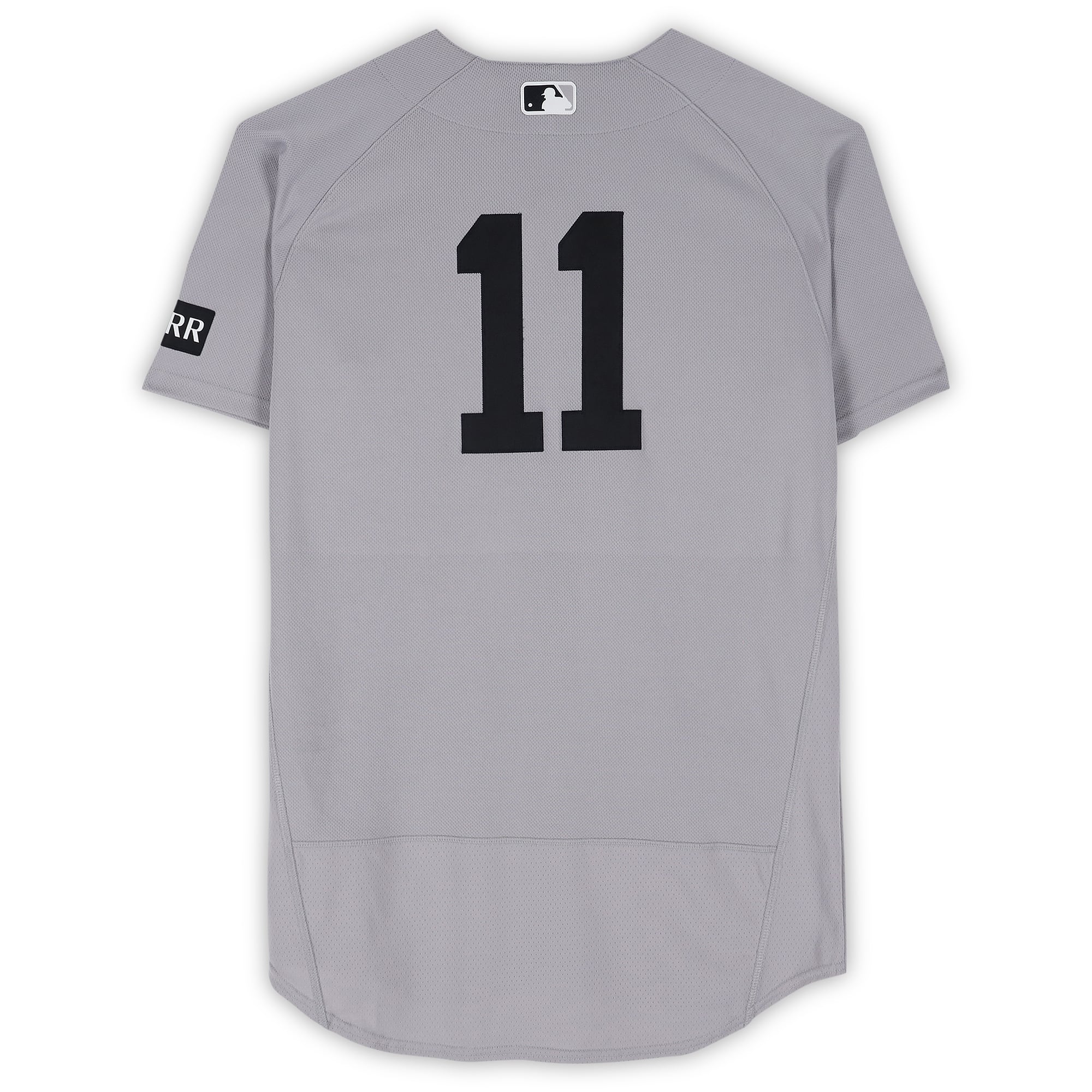 Maillot gris n° 11 porté par Anthony Volpe, joueur des Yankees de New York, lors du match contre les Cubs de Chicago le 2 août 2026.