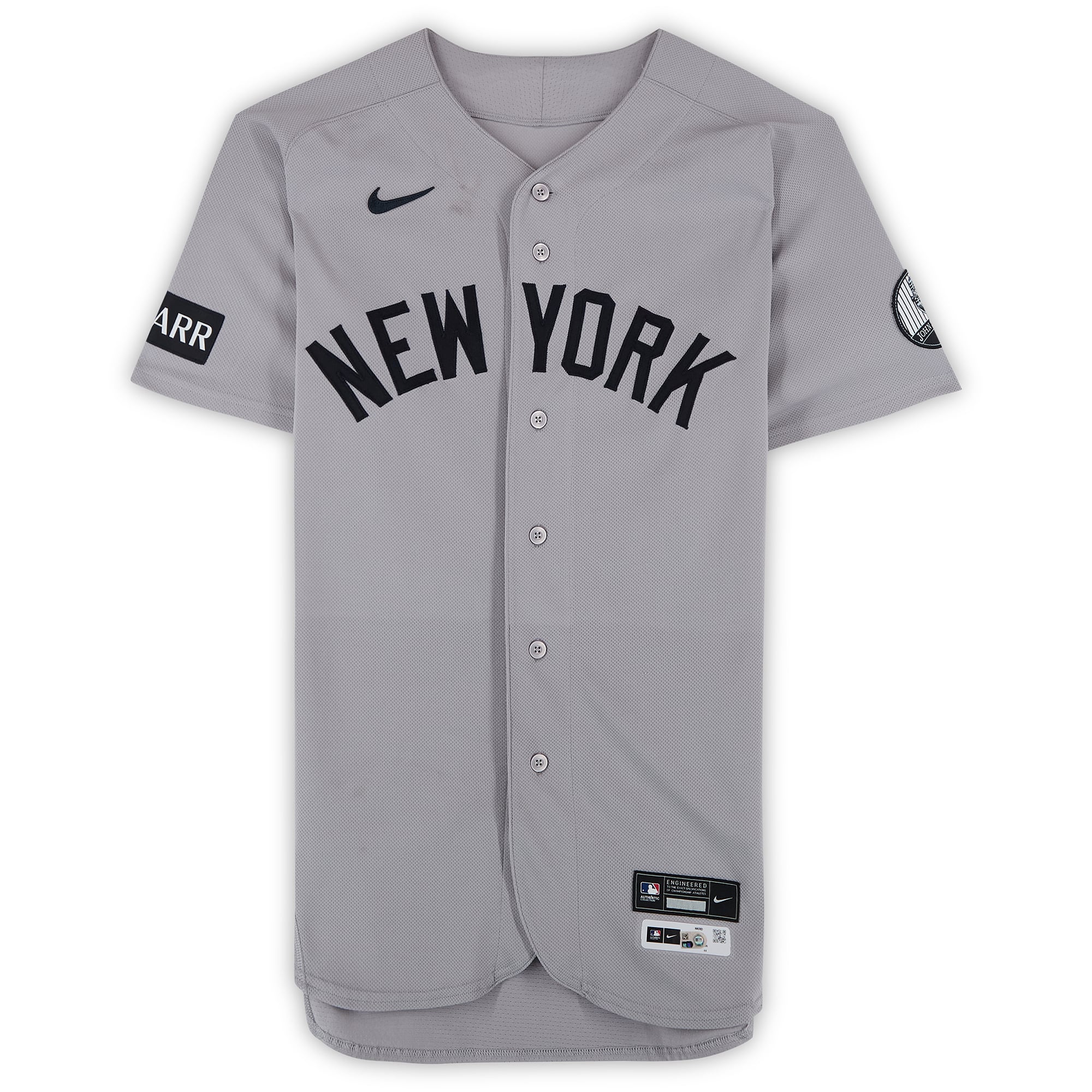Maillot gris Nike n° 28 porté par Austin Wells des Yankees de New York lors du match contre les Nationals de Washington le 12 juillet 2026