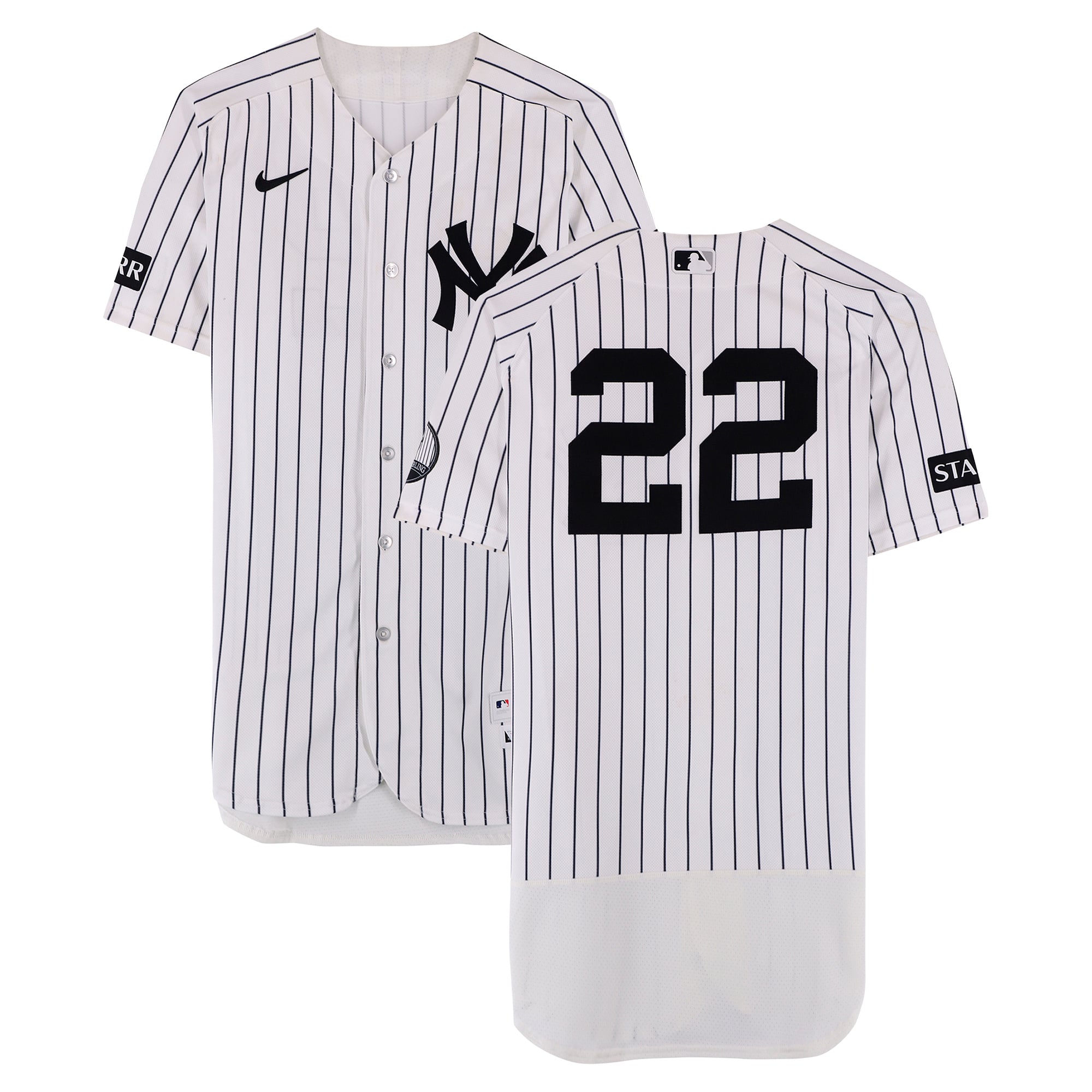 Maillot blanc à rayures porté par Ben Rice (New York Yankees) lors du match n° 22 contre les Braves d'Atlanta le 8 août 2026 - 1 coup sûr en 4 présences au bâton, circuit, point produit, point marqué