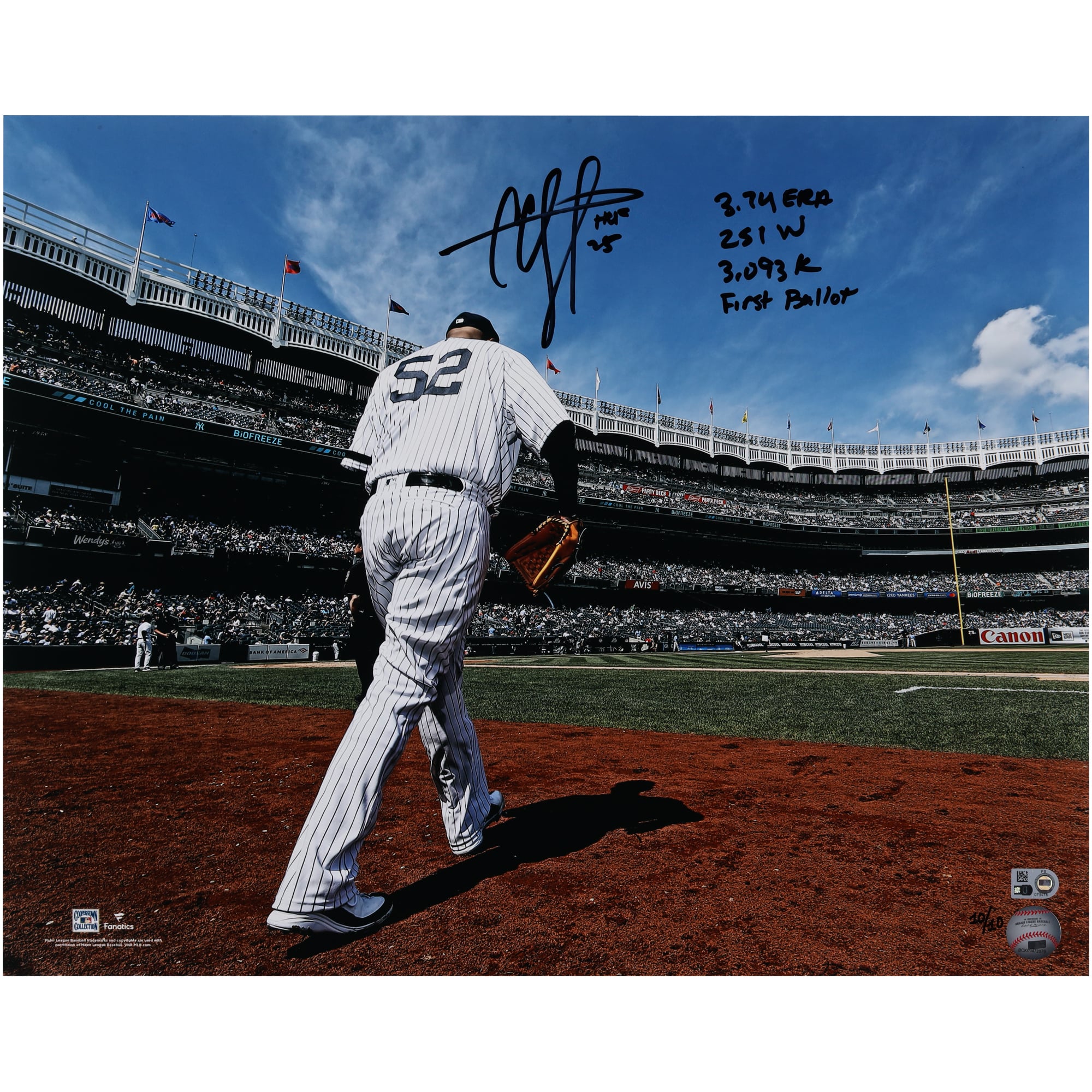 Photo dédicacée de CC Sabathia, joueur des Yankees de New York, sortant du dugout, 40,6 x 50,8 cm (16 x 20 pouces), avec plusieurs inscriptions