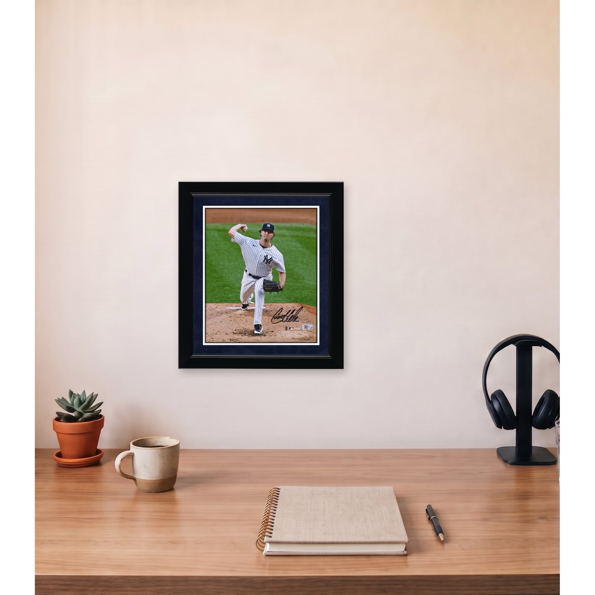Photographie autographiée de Gerrit Cole des Yankees de New York, 8" x 10"