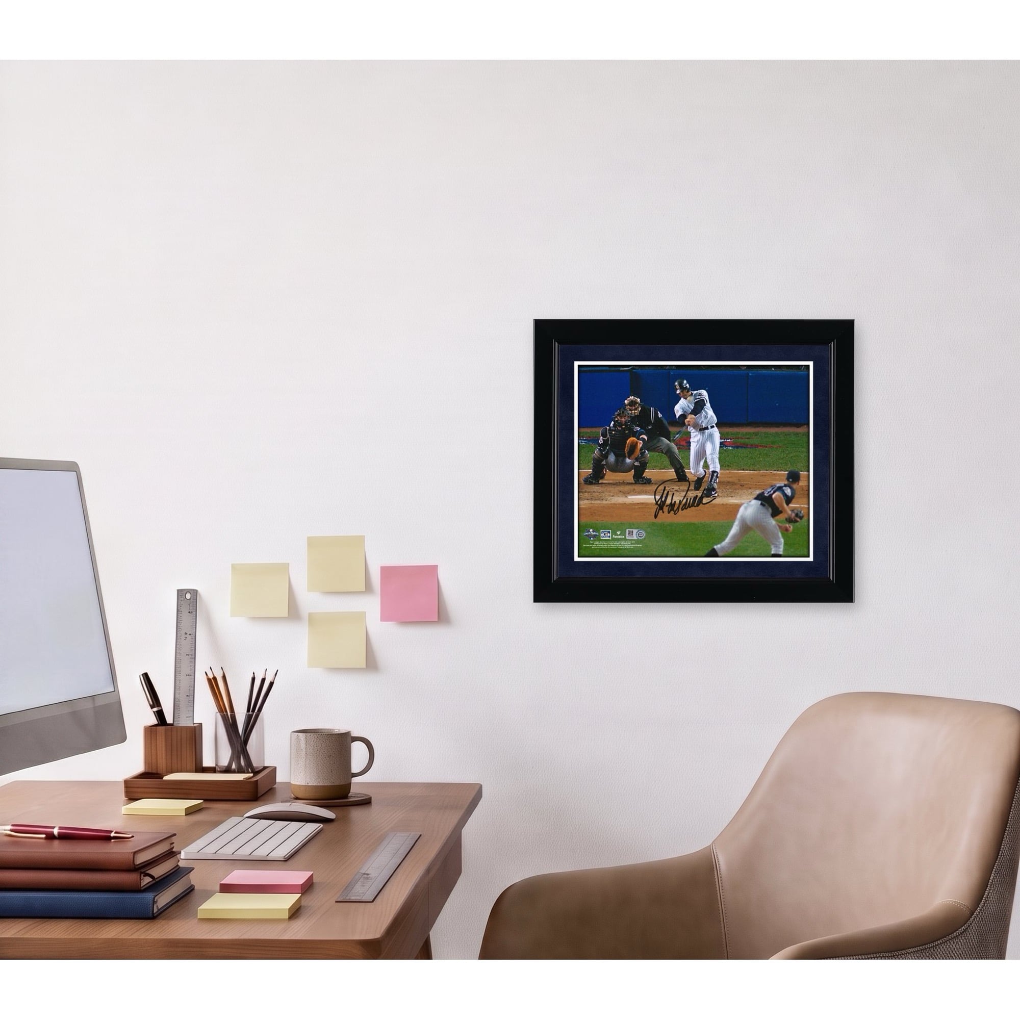 Photo dédicacée de Jorge Posada, joueur des Yankees de New York, format 2001 (8 x 10 pouces), lors de son coup de circuit en Série mondiale.