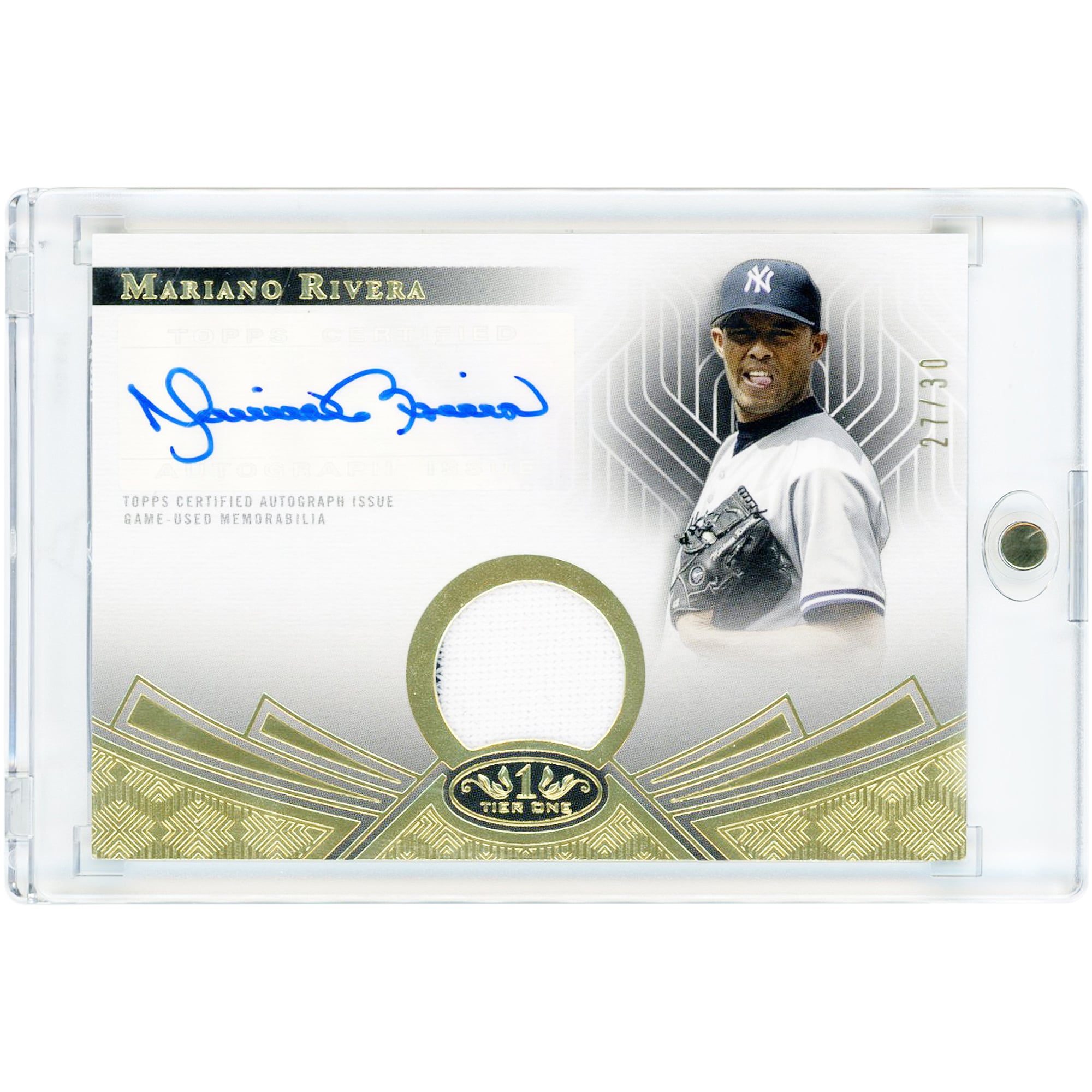 Carte autographiée de Mariano Rivera, joueur des Yankees de New York, collection Topps Tier One 2023, certifiée Topps, portant un morceau de maillot utilisé en match (référence #T1AR-MR #27/30).