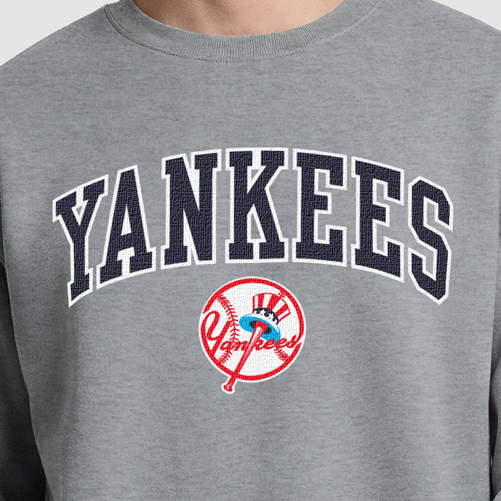 Men's Champion Heather Gray New York Yankees Fleece Crew Sweatshirt
