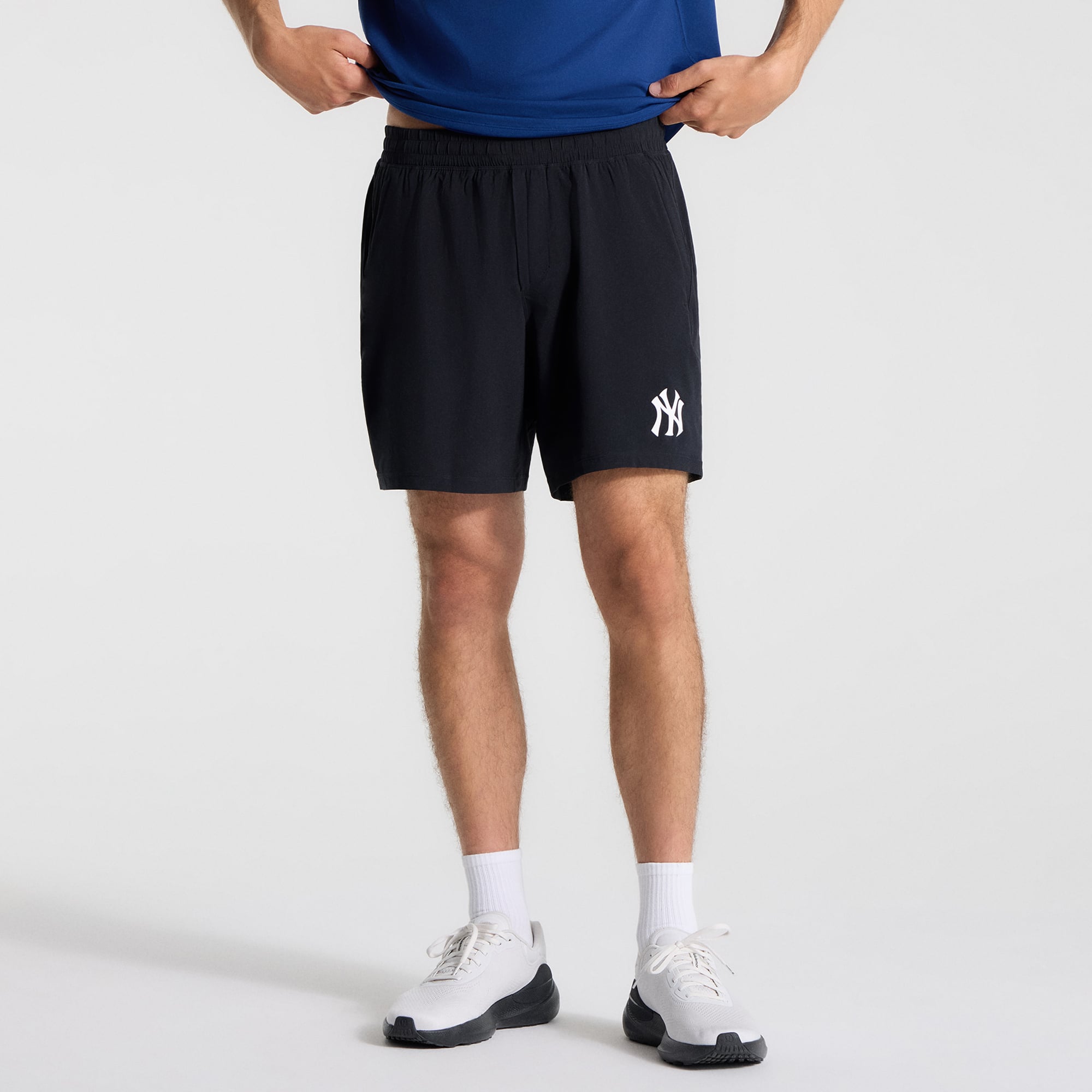 Short sans doublure Pace Breaker 7" noir pour homme de lululemon, motif Yankees New York