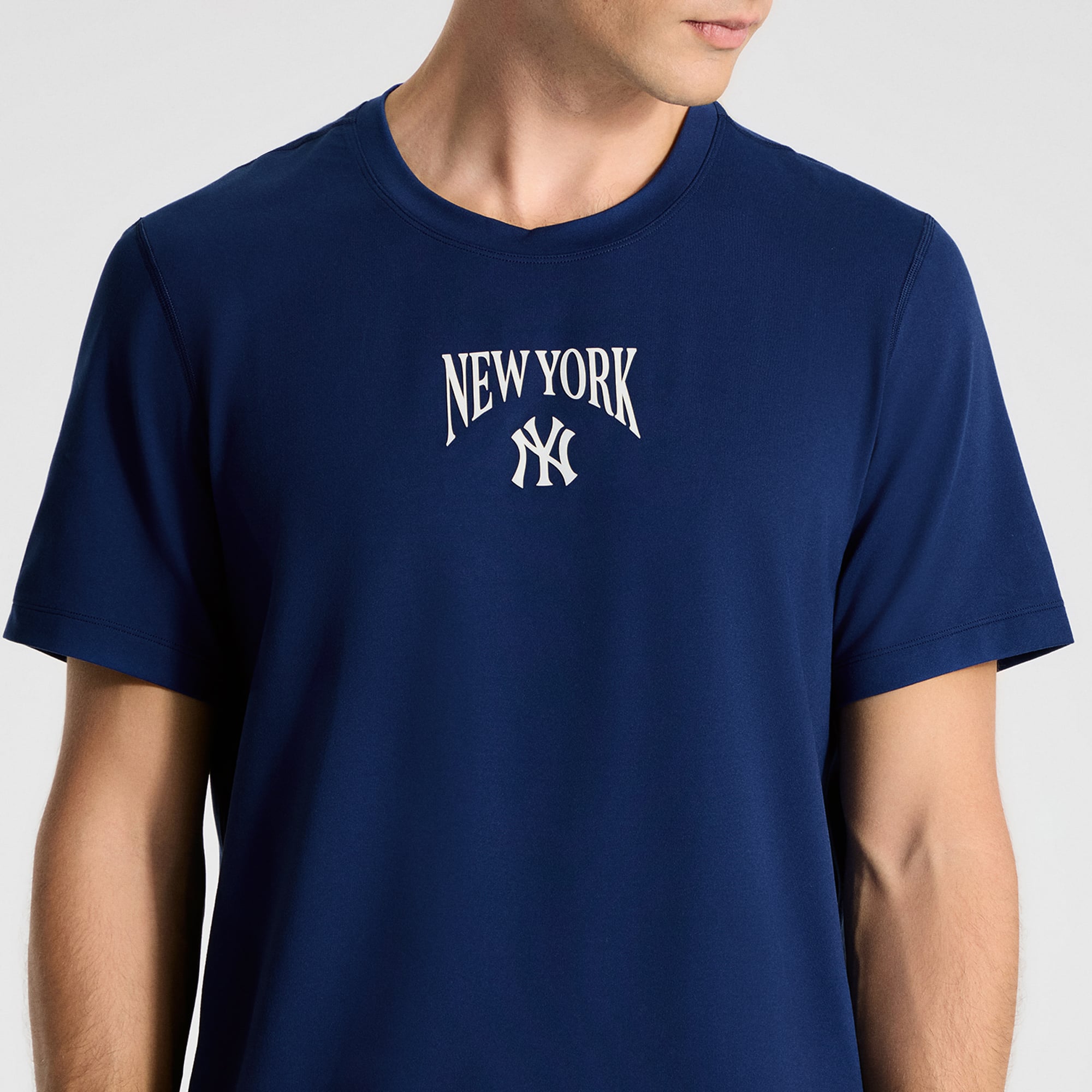 T-shirt en jersey doux Midnight Shadow New York Yankees pour homme de lululemon
