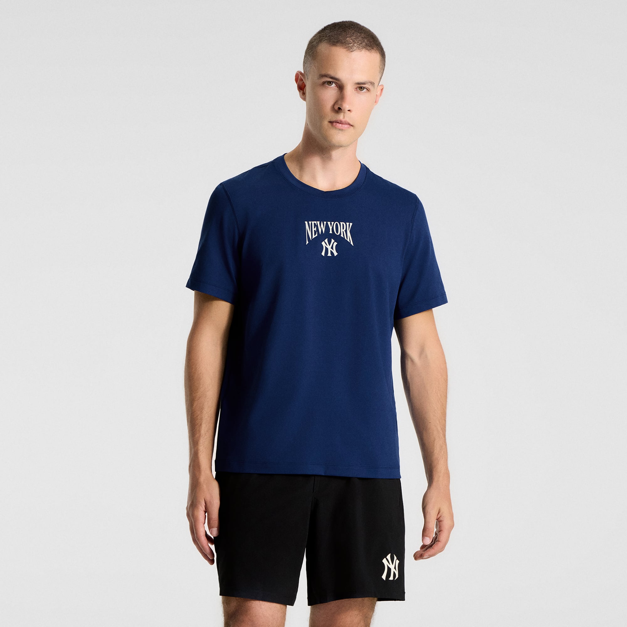 T-shirt en jersey doux Midnight Shadow New York Yankees pour homme de lululemon