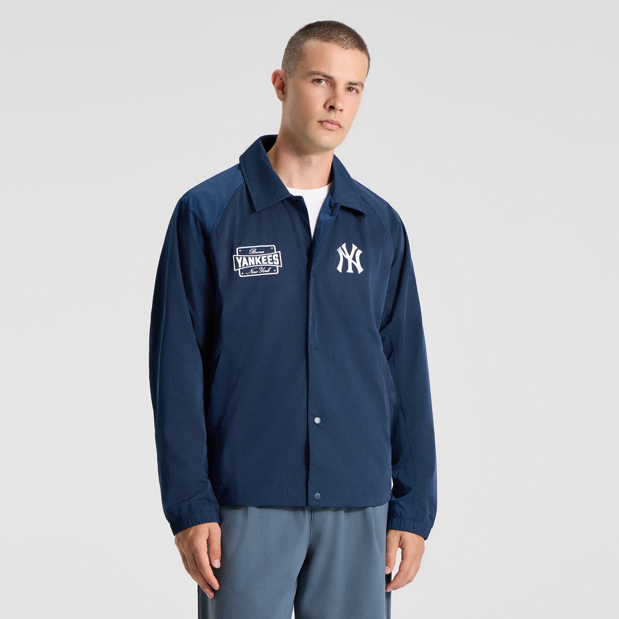 Veste d'entraîneur raglan True Navy New York Yankees de lululemon pour homme
