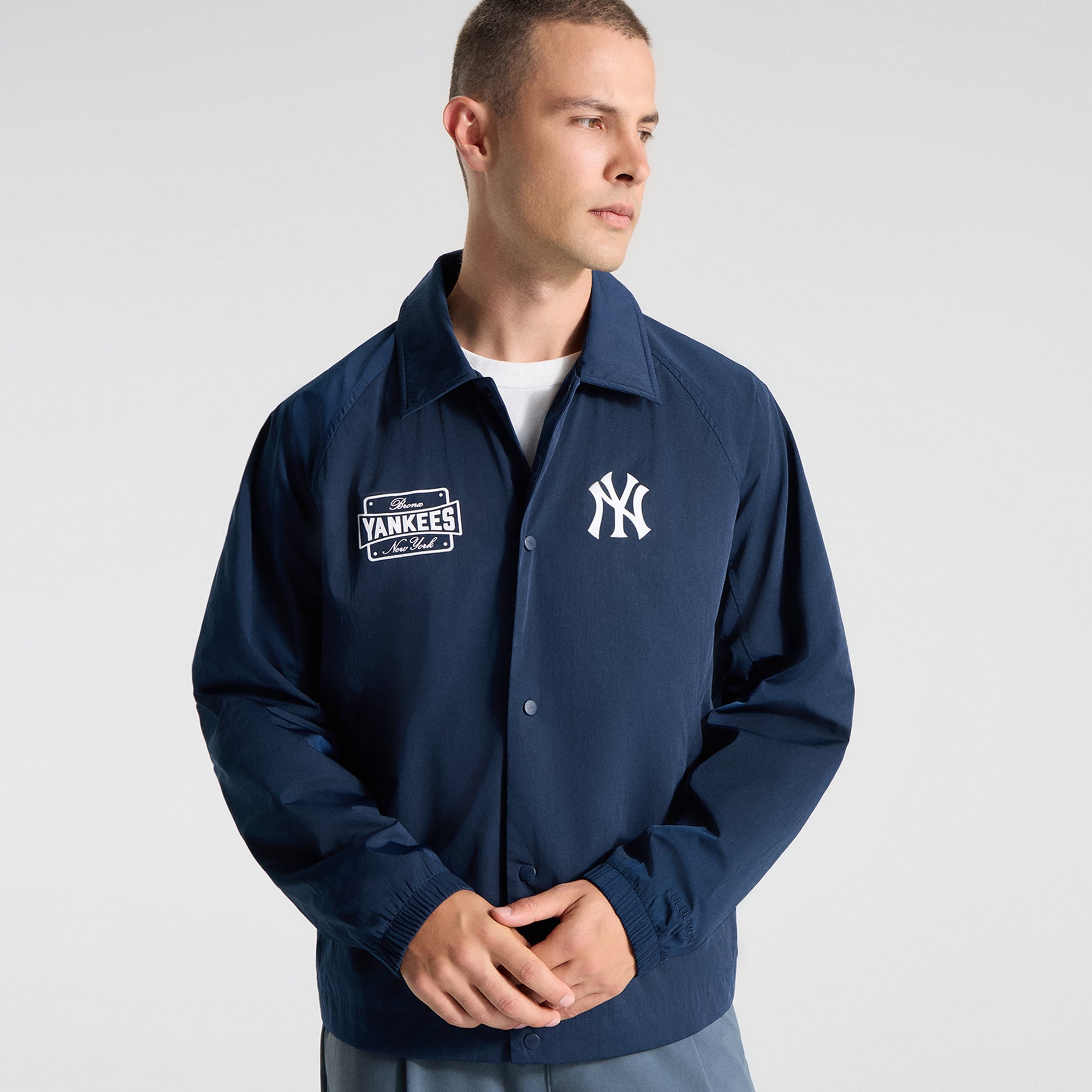 Veste d'entraîneur raglan True Navy New York Yankees de lululemon pour homme