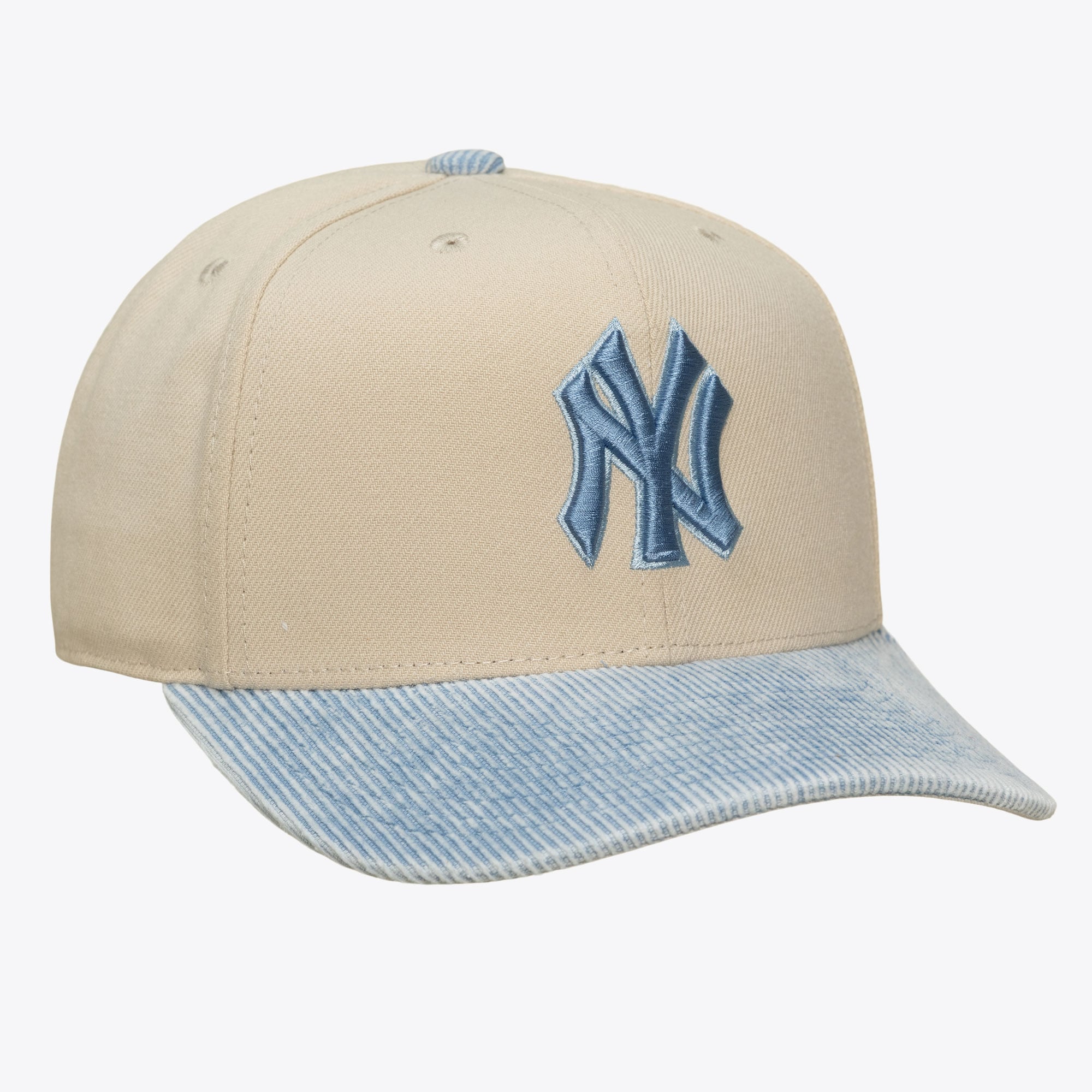Casquette Mitchell & Ness Pro Crown Snapback crème/bleu clair pour homme, New York Yankees, en velours côtelé lavé.