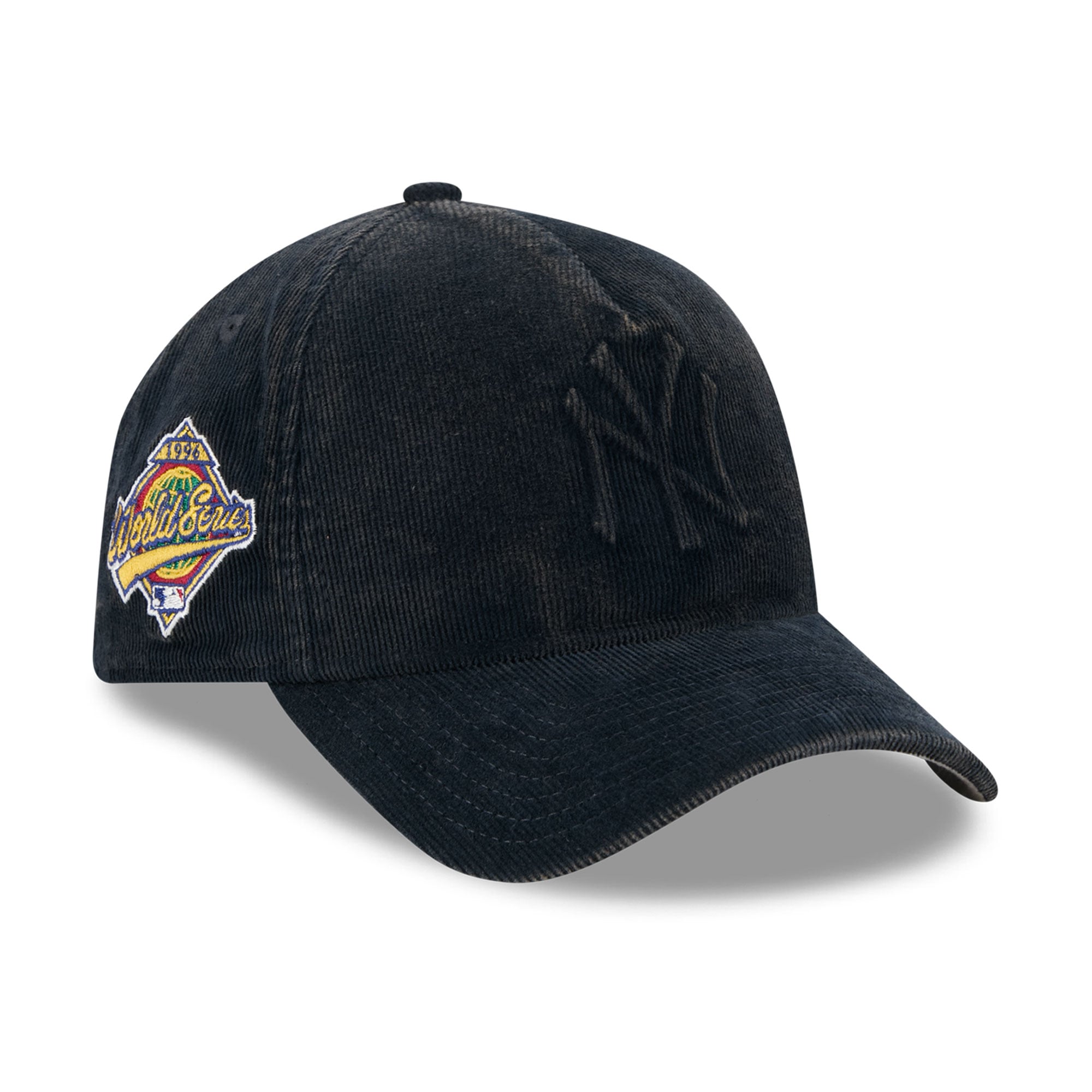 Casquette New Era noire pour homme, modèle 9FORTY, écusson latéral des Yankees de New York, Série mondiale 1996, en velours côtelé ton sur ton, avec monture en A ajustable.