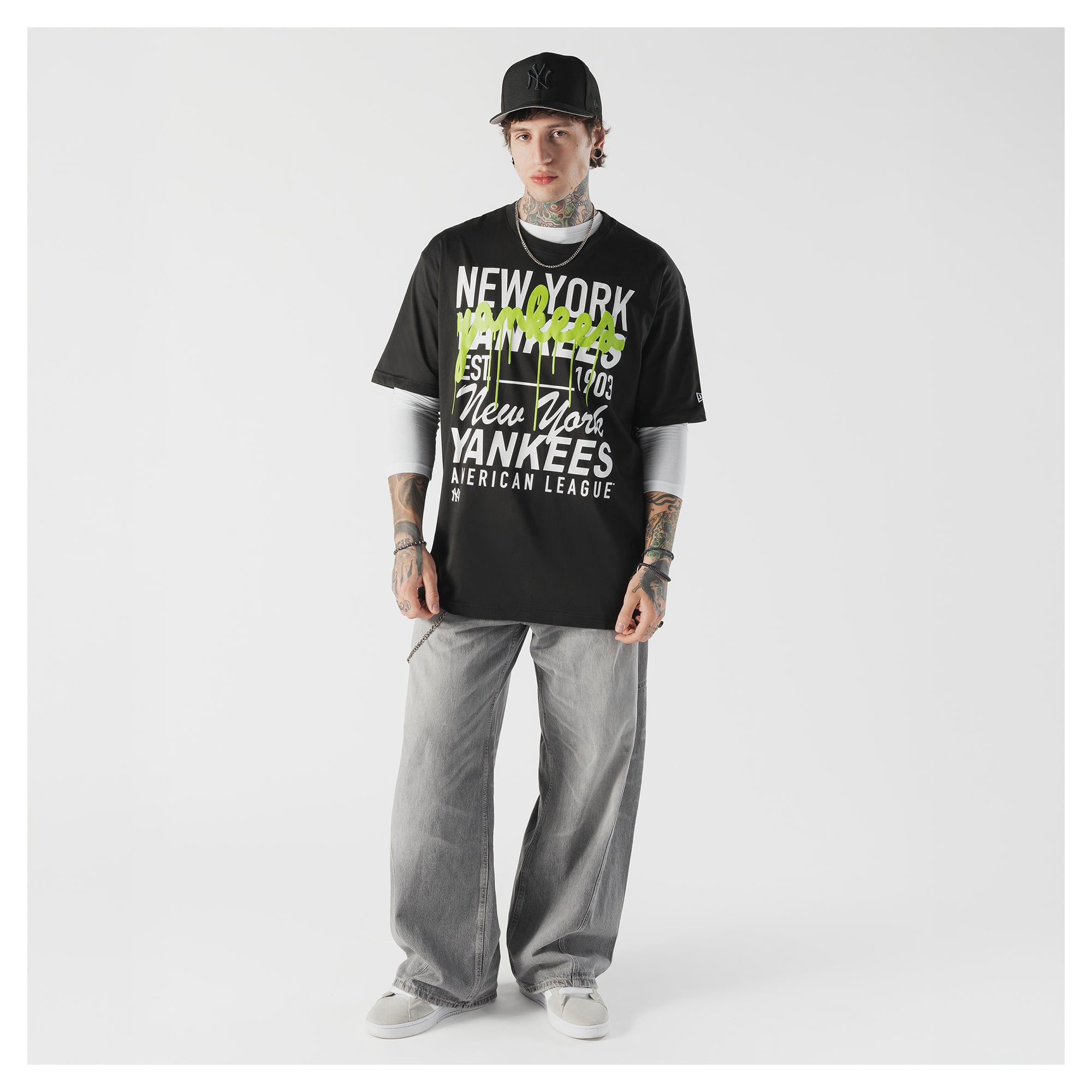T-shirt New Era noir pour homme, motif peinture en aérosol York Yankees Lifestyle Glow