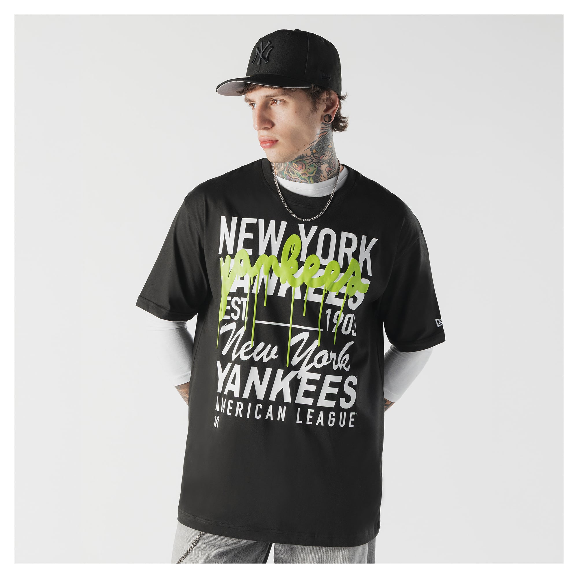 T-shirt New Era noir pour homme, motif peinture en aérosol York Yankees Lifestyle Glow