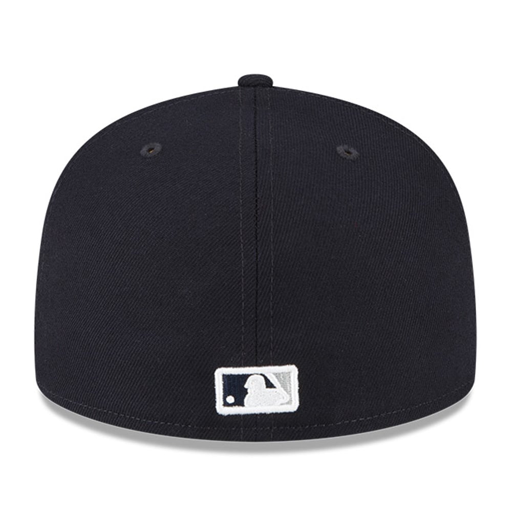 Casquette ajustée New Era CC Sabathia bleu marine York Yankees, collection Authentic On-Field 59FIFTY pour homme, édition spéciale retrait du numéro Sabathia.