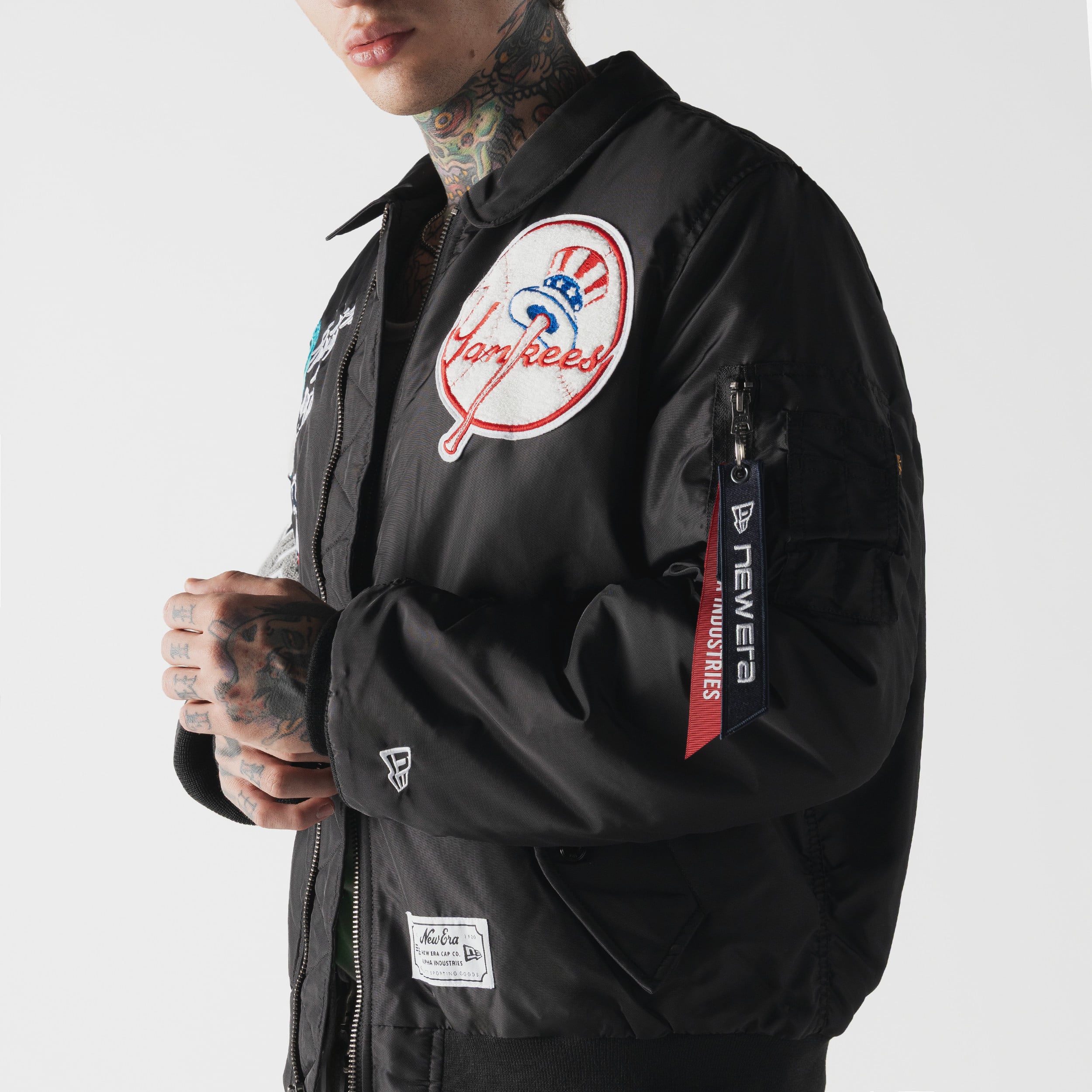 Men's New Era x Alpha Industries York Yankees MA-1 Full-Zip Bomber Jacket