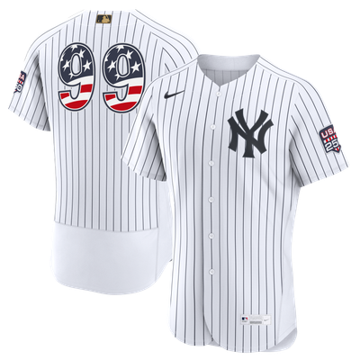 Shop Nike Gear | Fanatics Japan