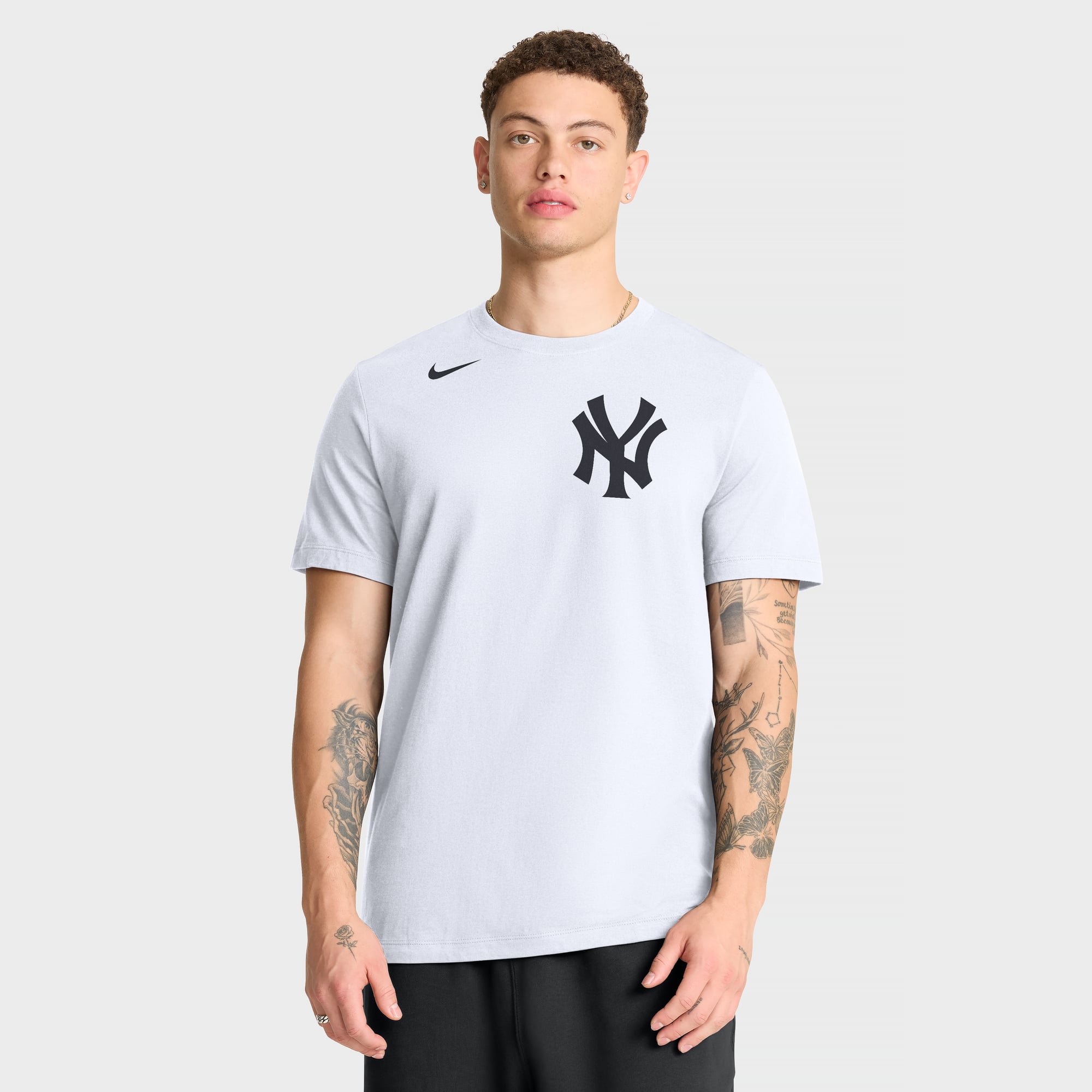 T-shirt Nike blanc pour homme avec logo des Yankees de New York