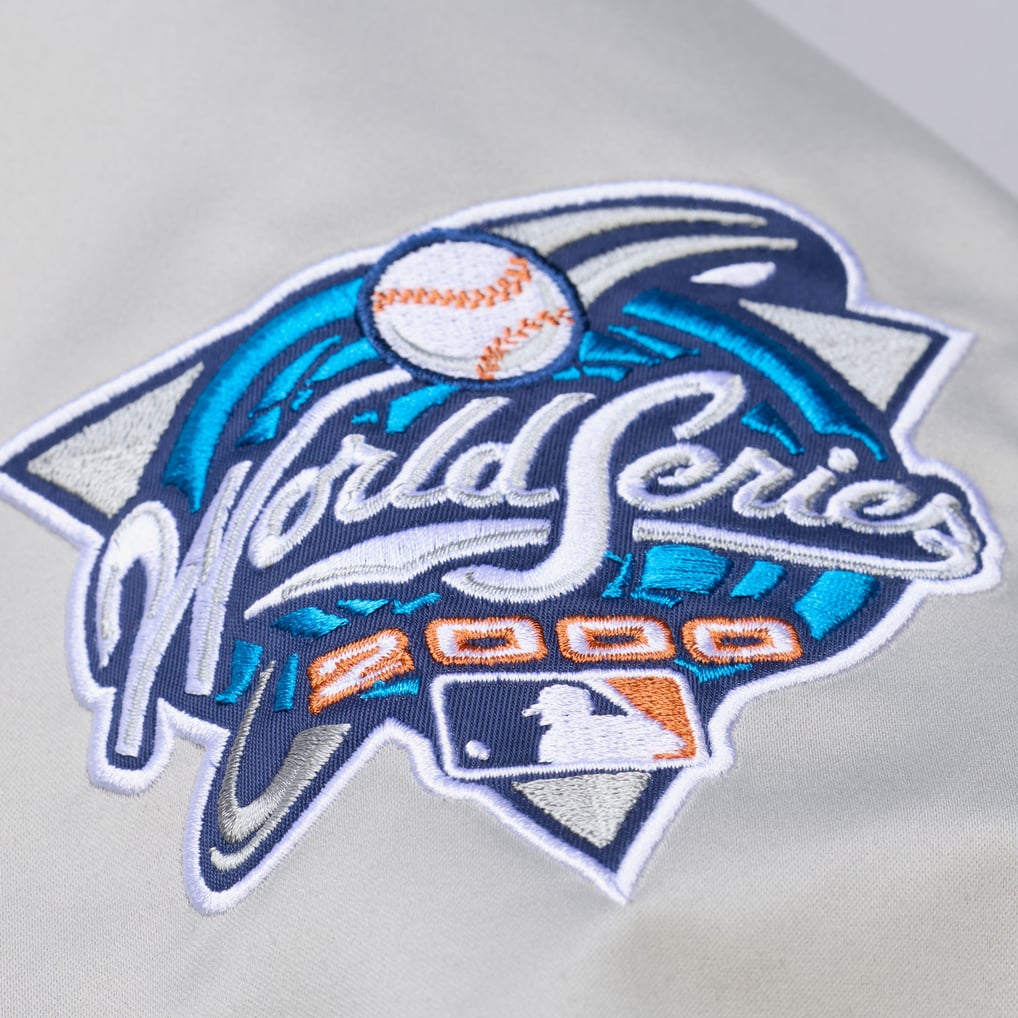 New York Yankees Gray/Silver Thunderstorm Lightweight Satin Full 