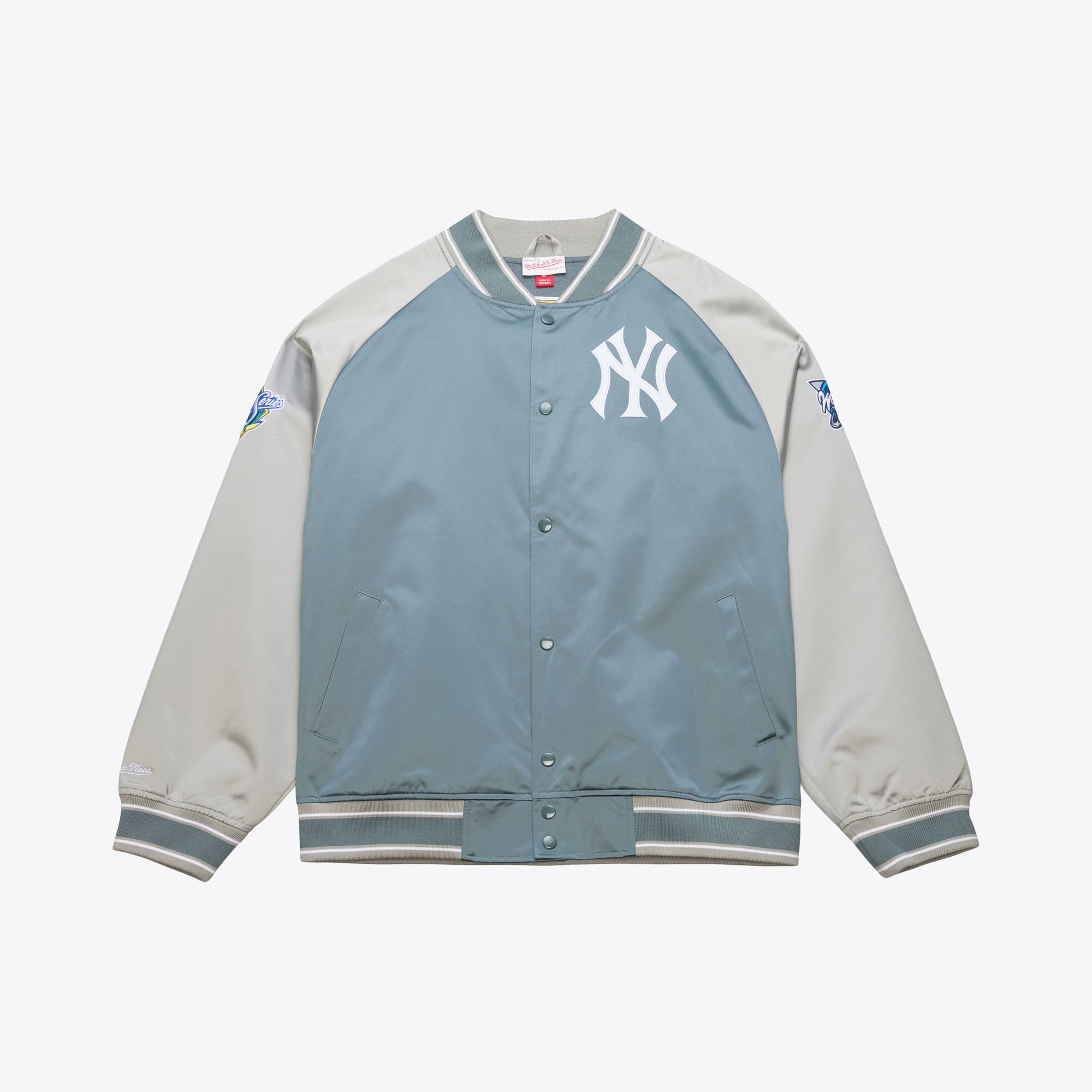 New York Yankees Gray/Silver Thunderstorm Lightweight Satin Full 