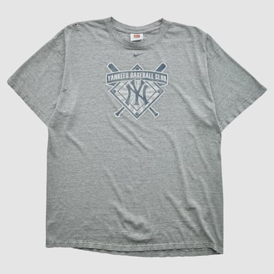 New York Yankees Nike 2000s T-shirt - Gray - XL by Fanatics Real Vintage