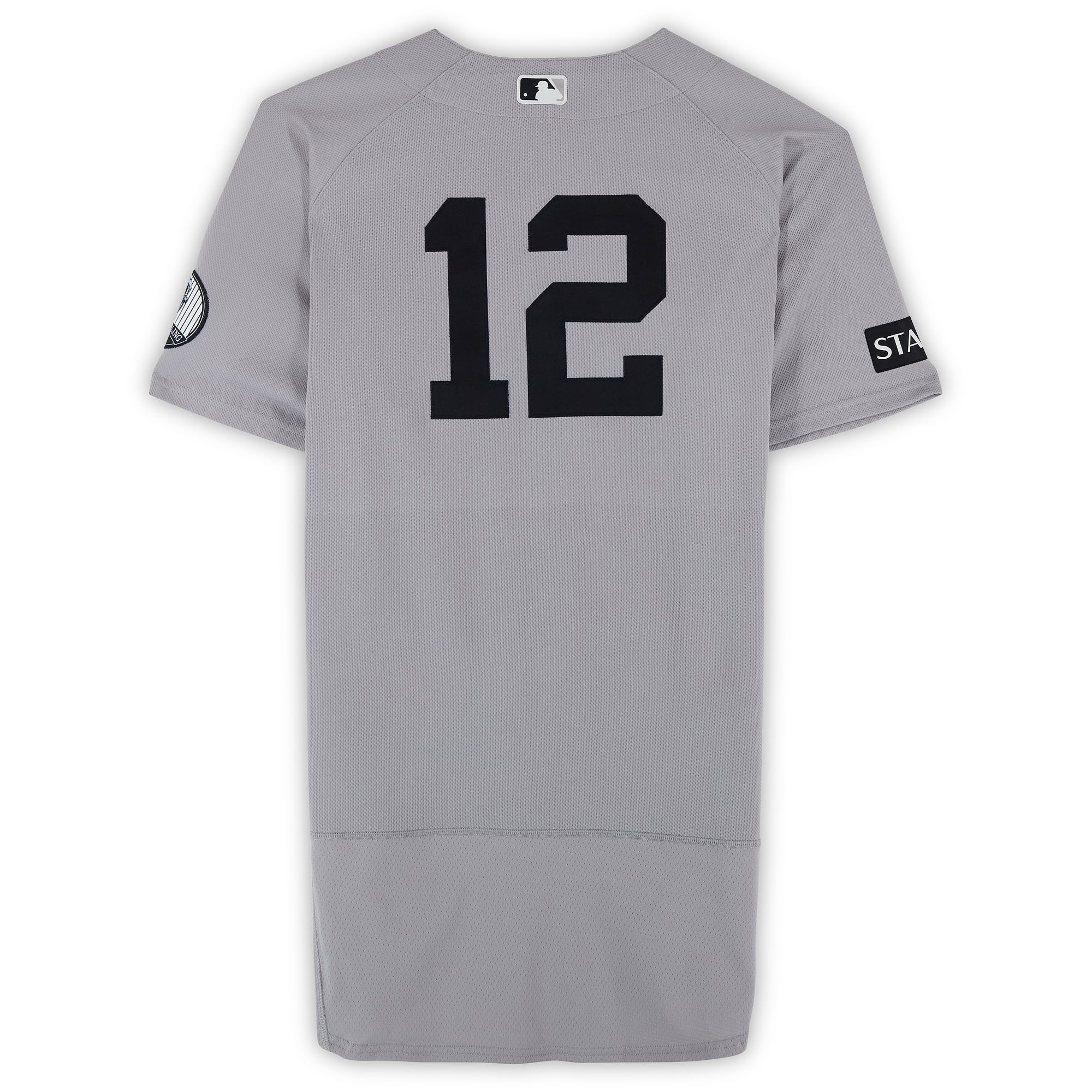 Maillot gris Nike n° 12 porté par Trent Grisham des Yankees de New York contre les Nationals de Washington le 12 juillet 2026