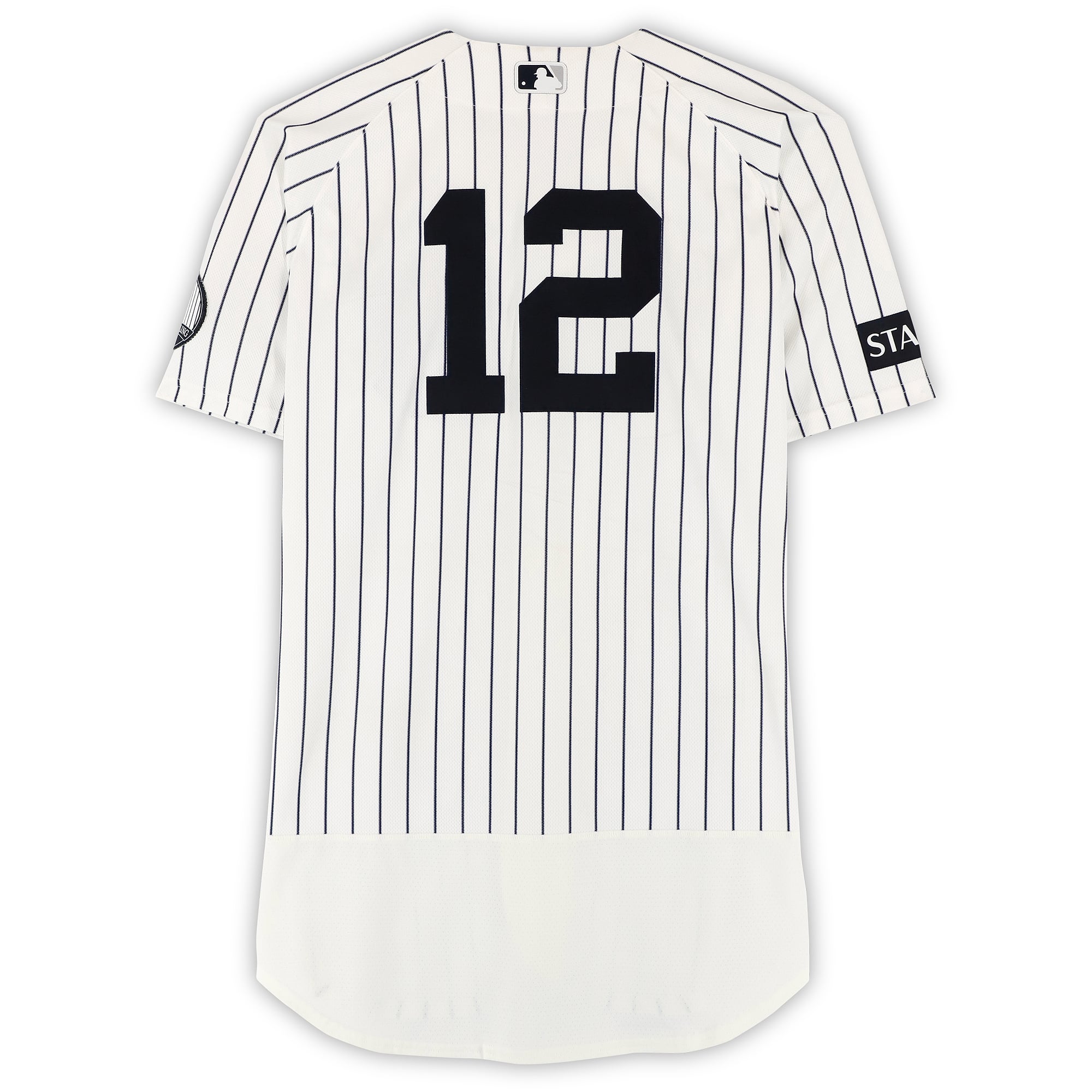 Maillot blanc à rayures Nike porté par Trent Grisham (New York Yankees) n° 12 contre les Red Sox de Boston le 30 août 2026