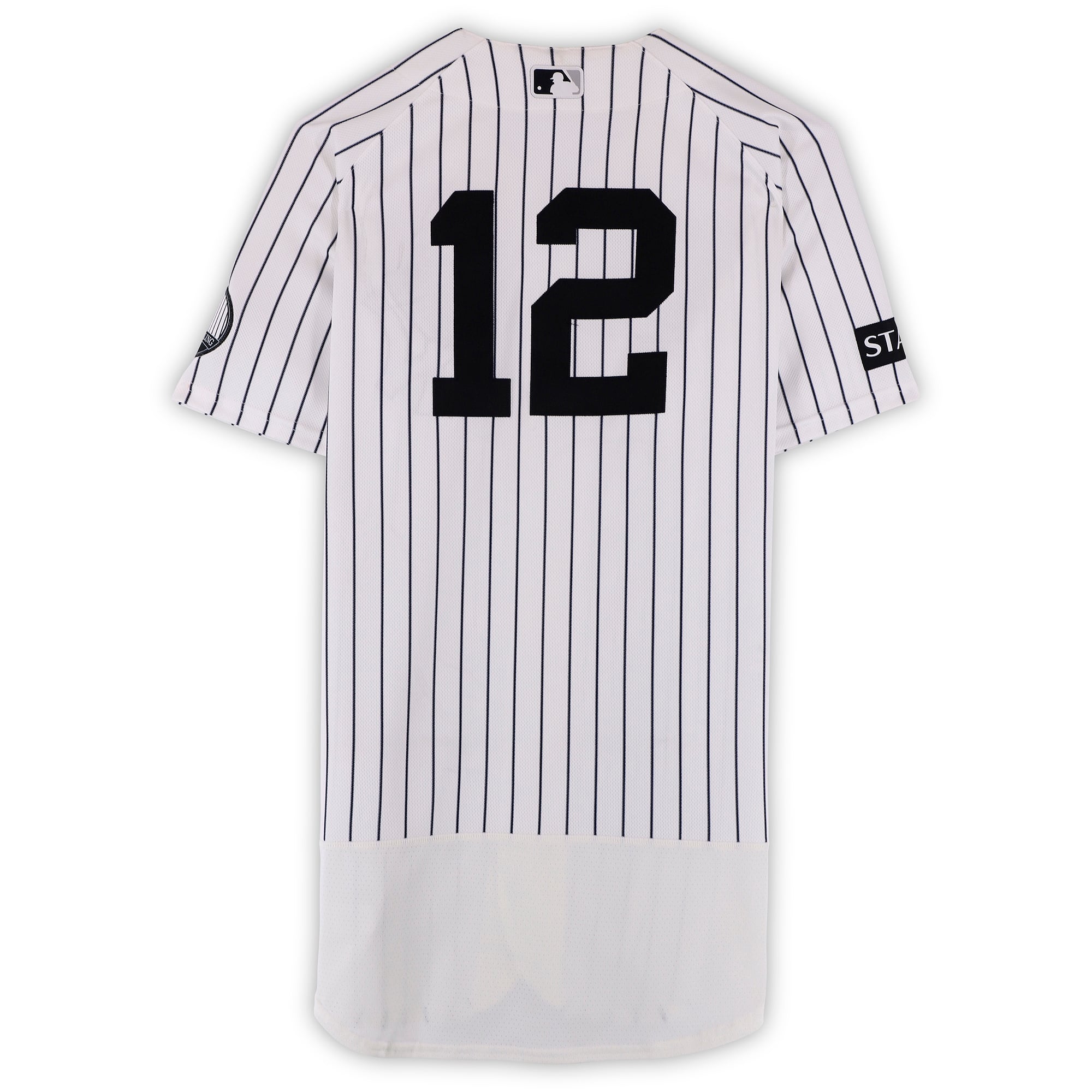 Maillot blanc à fines rayures n° 12 porté par Trent Grisham des Yankees de New York contre les Mariners de Seattle le 13 août 2026