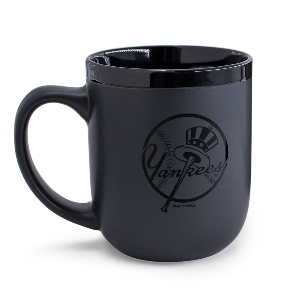 New York Yankees WinCraft 17oz. Black Tonal Ceramic Mug