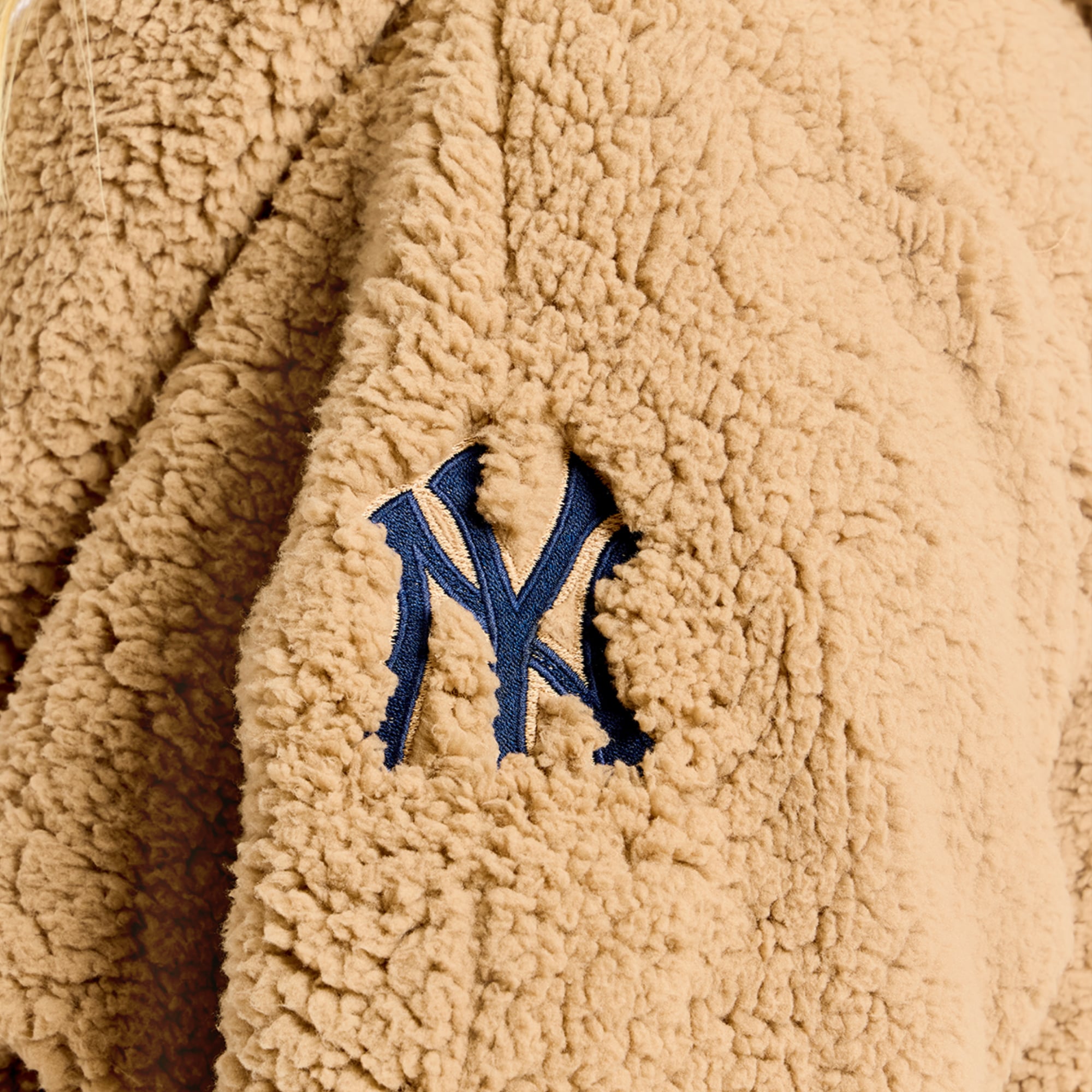 Women's by Jill Martin  Light Brown New York Yankees Remix Lounger