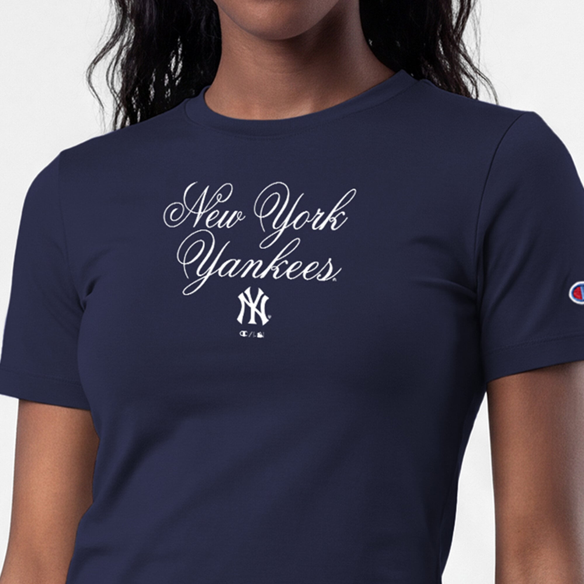 T-shirt court ajusté bleu marine Champion pour femme, New York Yankees, doux au toucher