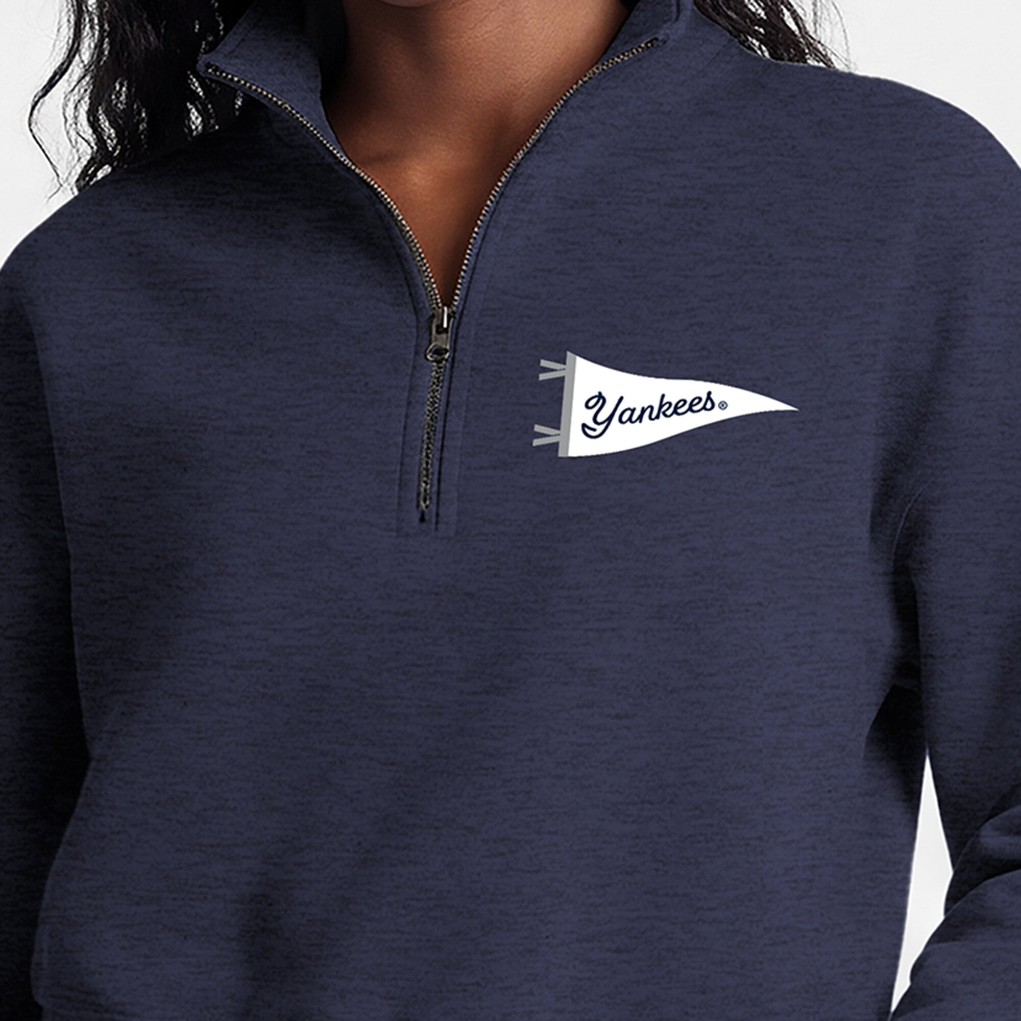 Pull court à col zippé Champion pour femme, bleu marine, New York Yankees Triumph, en polaire tri-blend.