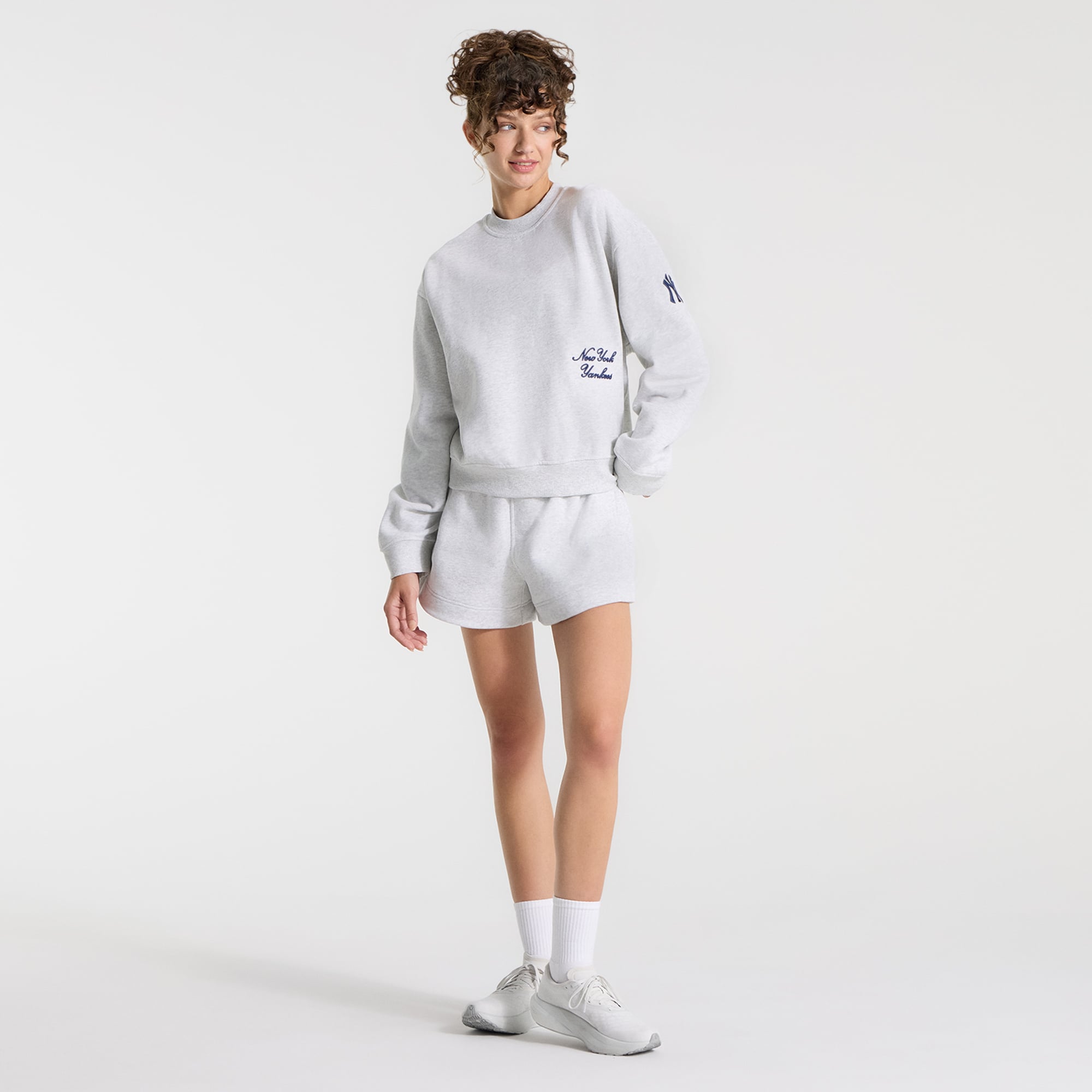 Sweat-shirt oversize à col rond True Navy Steady State des Yankees de New York lululemon pour femmes