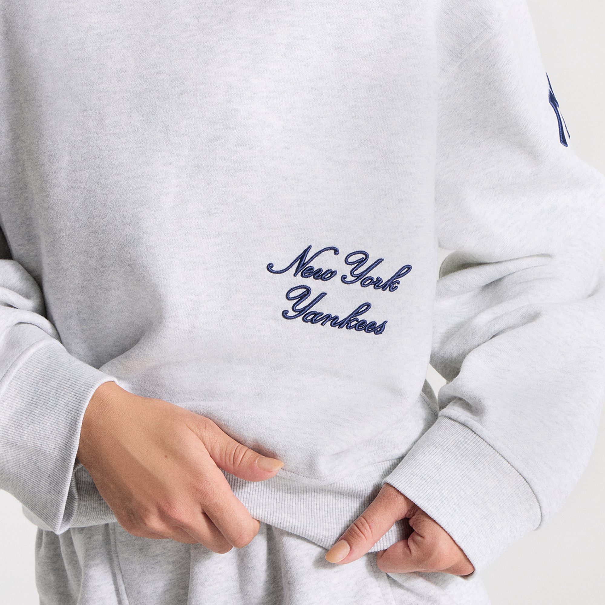 Sweat-shirt oversize à col rond True Navy Steady State des Yankees de New York lululemon pour femmes