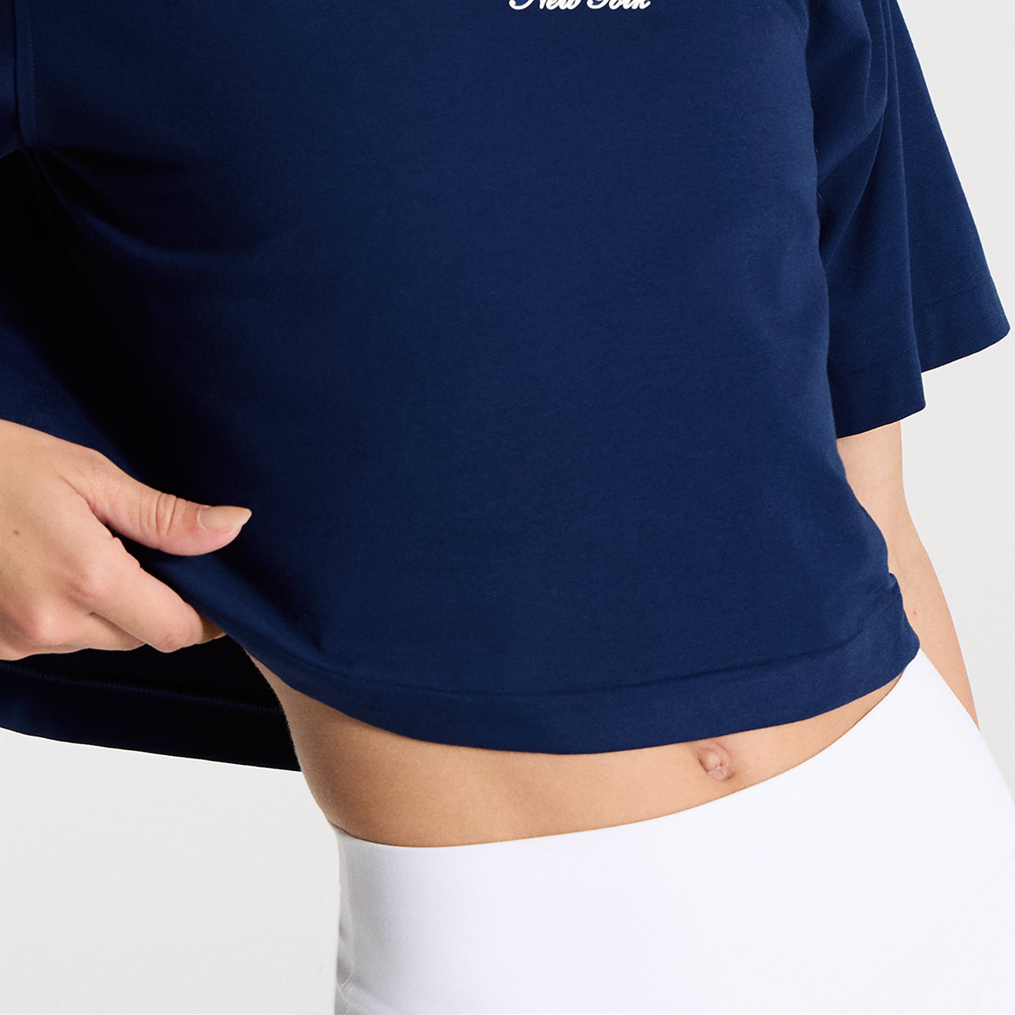 T-shirt en coton biologique lululemon Midnight Shadow New York Yankees All Yours pour femme