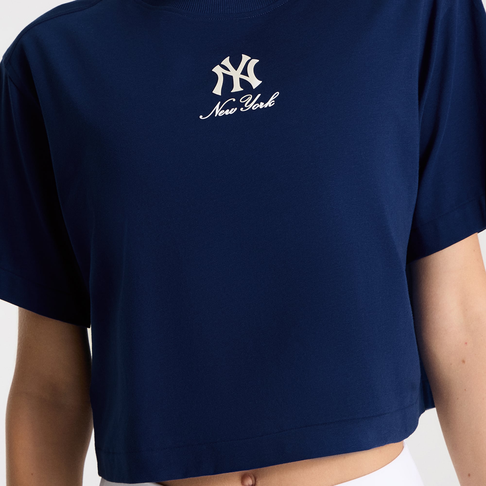 T-shirt en coton biologique lululemon Midnight Shadow New York Yankees All Yours pour femme