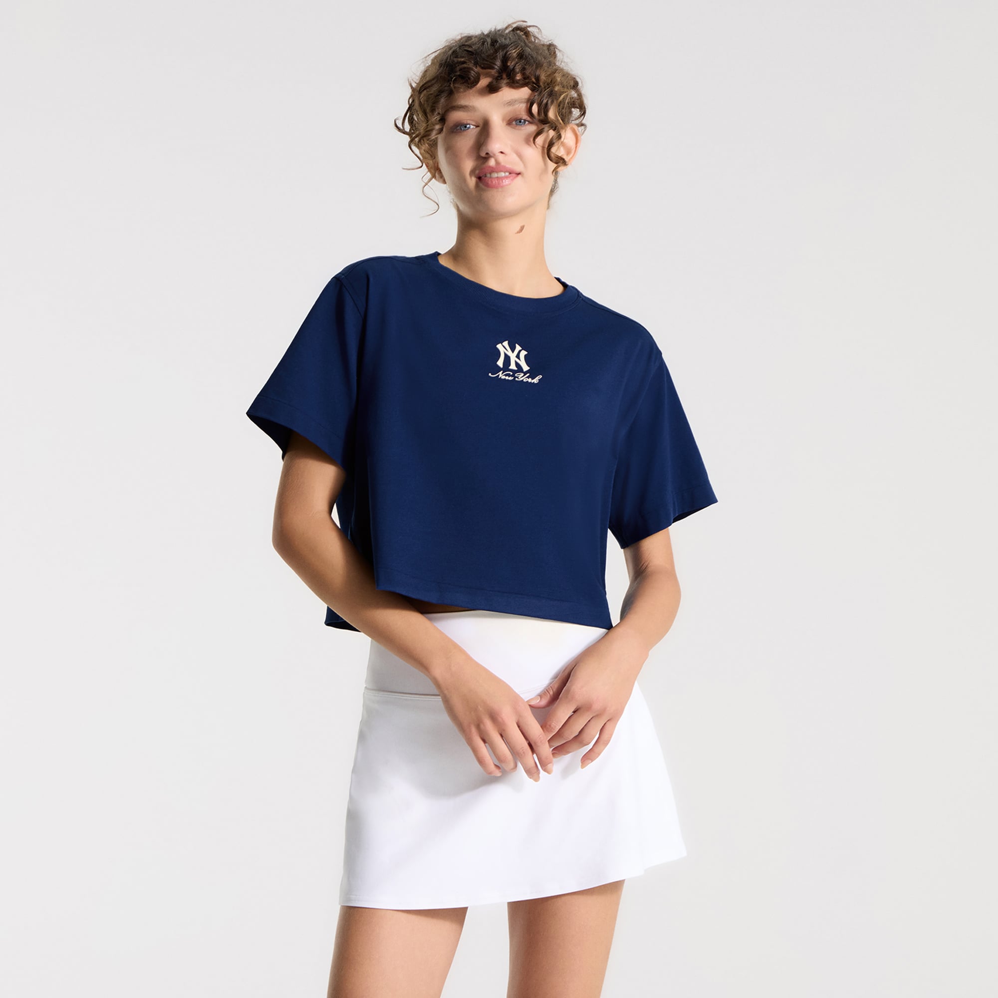 T-shirt en coton biologique lululemon Midnight Shadow New York Yankees All Yours pour femme