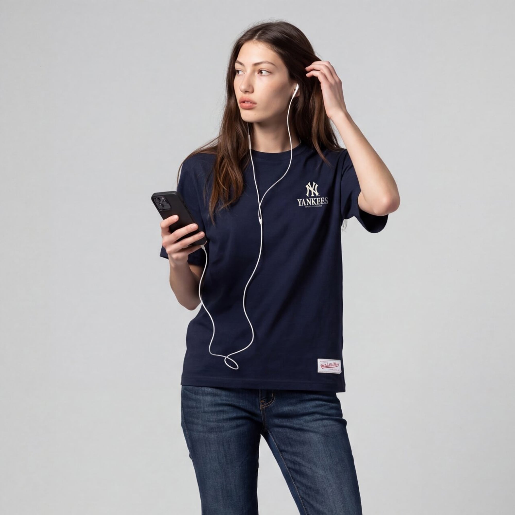 T-shirt Mitchell & Ness pour femme, bleu marine, New York Yankees Core Essentials, micro-logo