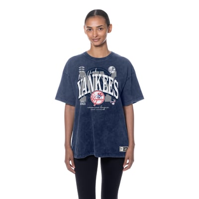 New York Yankees New Era Women's Throwback Mineral Wash Boyfriend T-Shirt - Navy