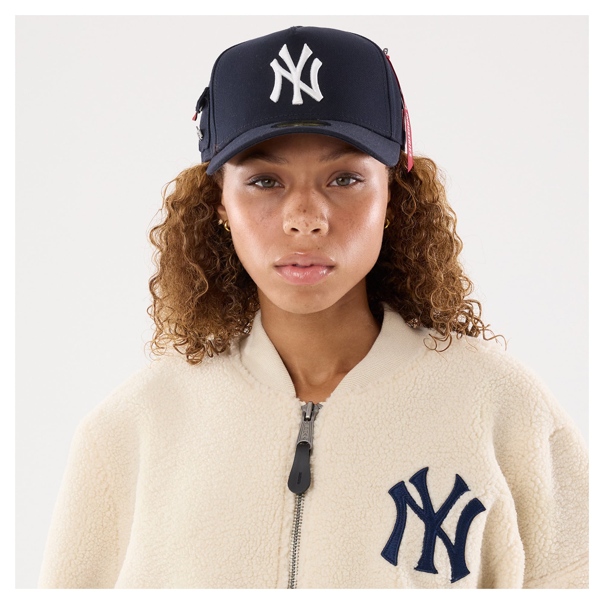 Women's New Era x Alpha Industries  White York Yankees Sherpa Flight Jacket