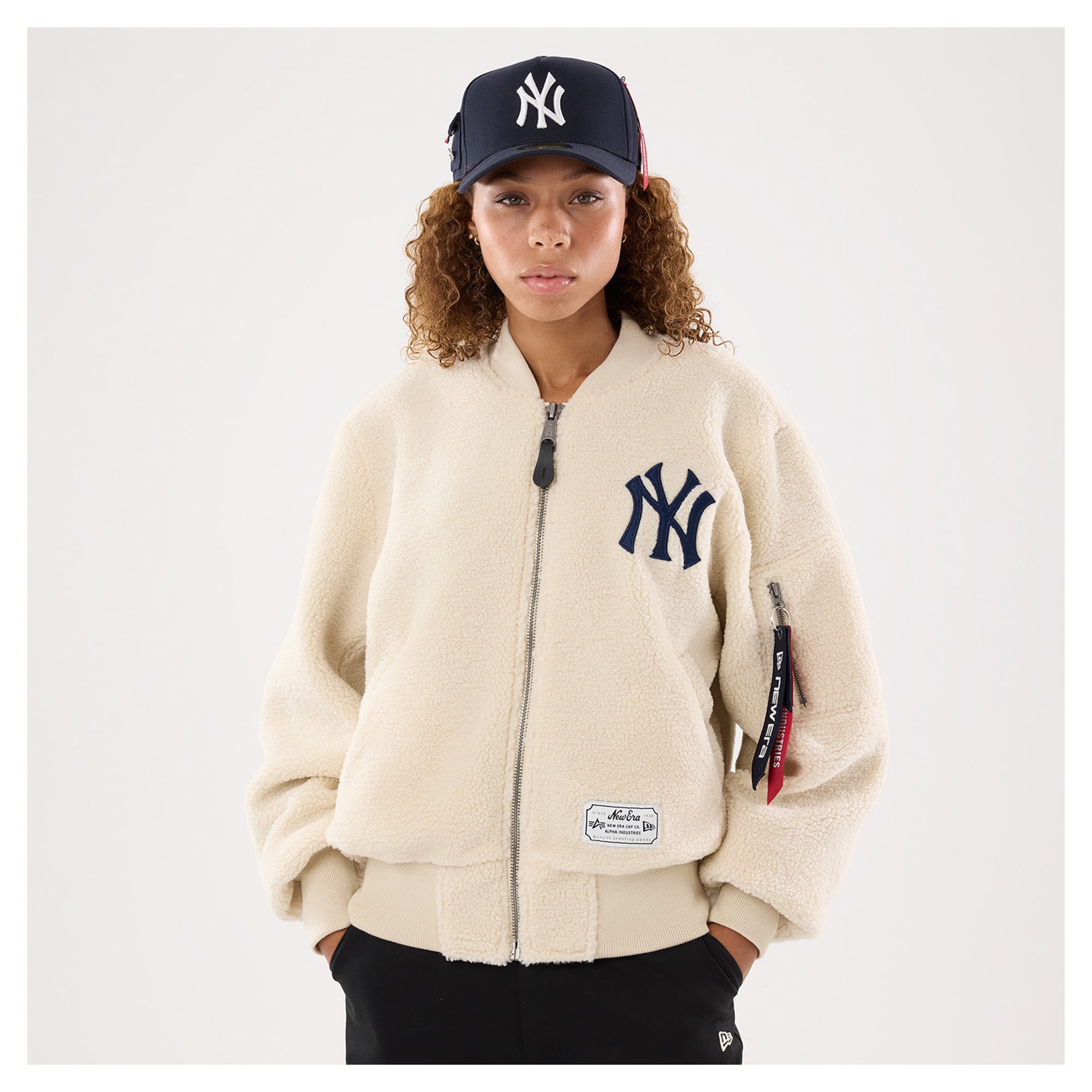 Women's New Era x Alpha Industries  White York Yankees Sherpa Flight Jacket